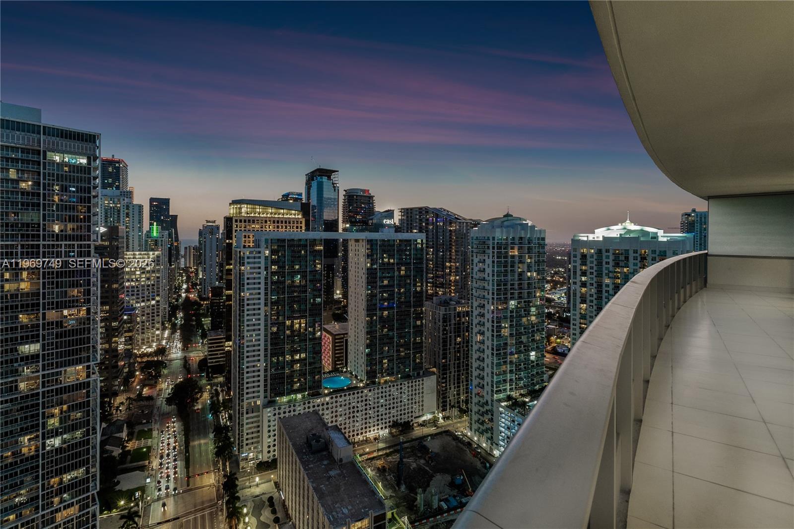 200 Biscayne Boulevard Way #4304, Miami FL 33131