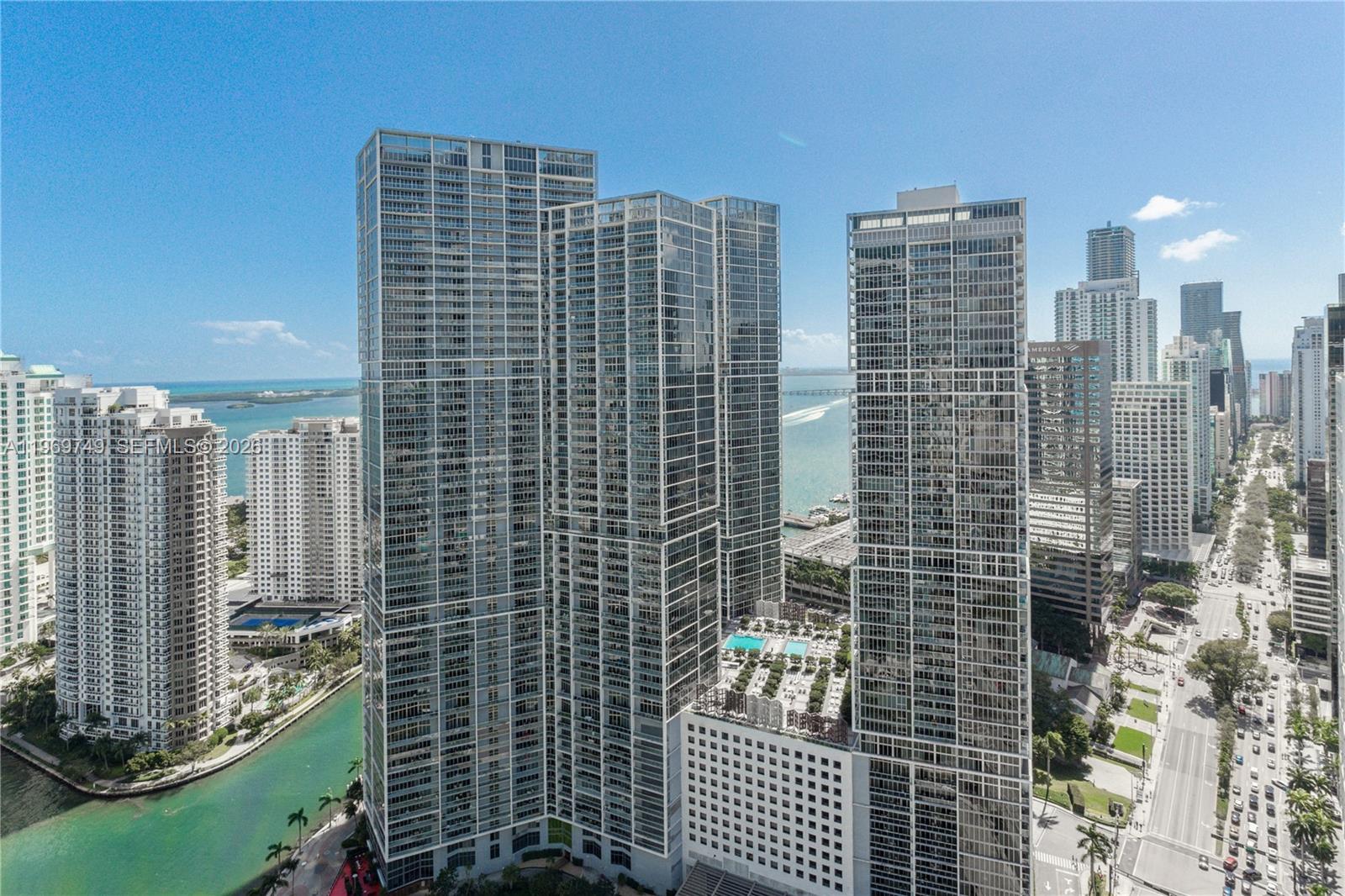 200 Biscayne Boulevard Way #4304, Miami FL 33131