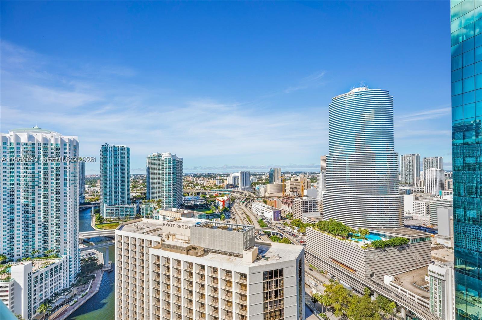200 Biscayne Boulevard Way #3913, Miami FL 33131