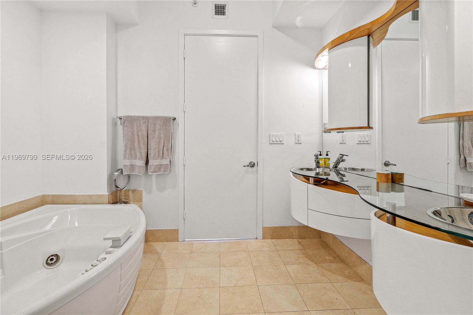 18101 Collins Ave #704, Sunny Isles Beach FL 33160