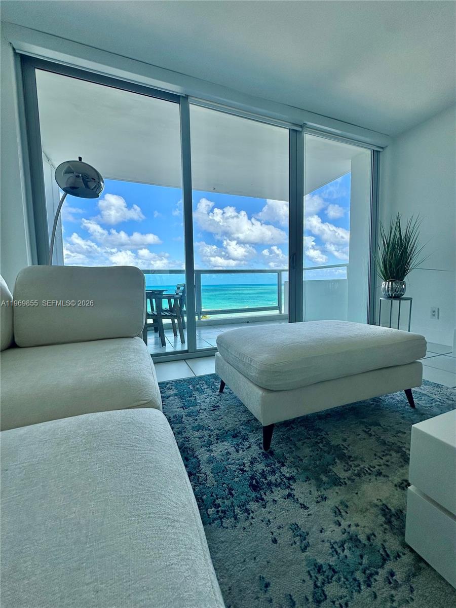 5161 Collins Ave #1017, Miami Beach FL 33140