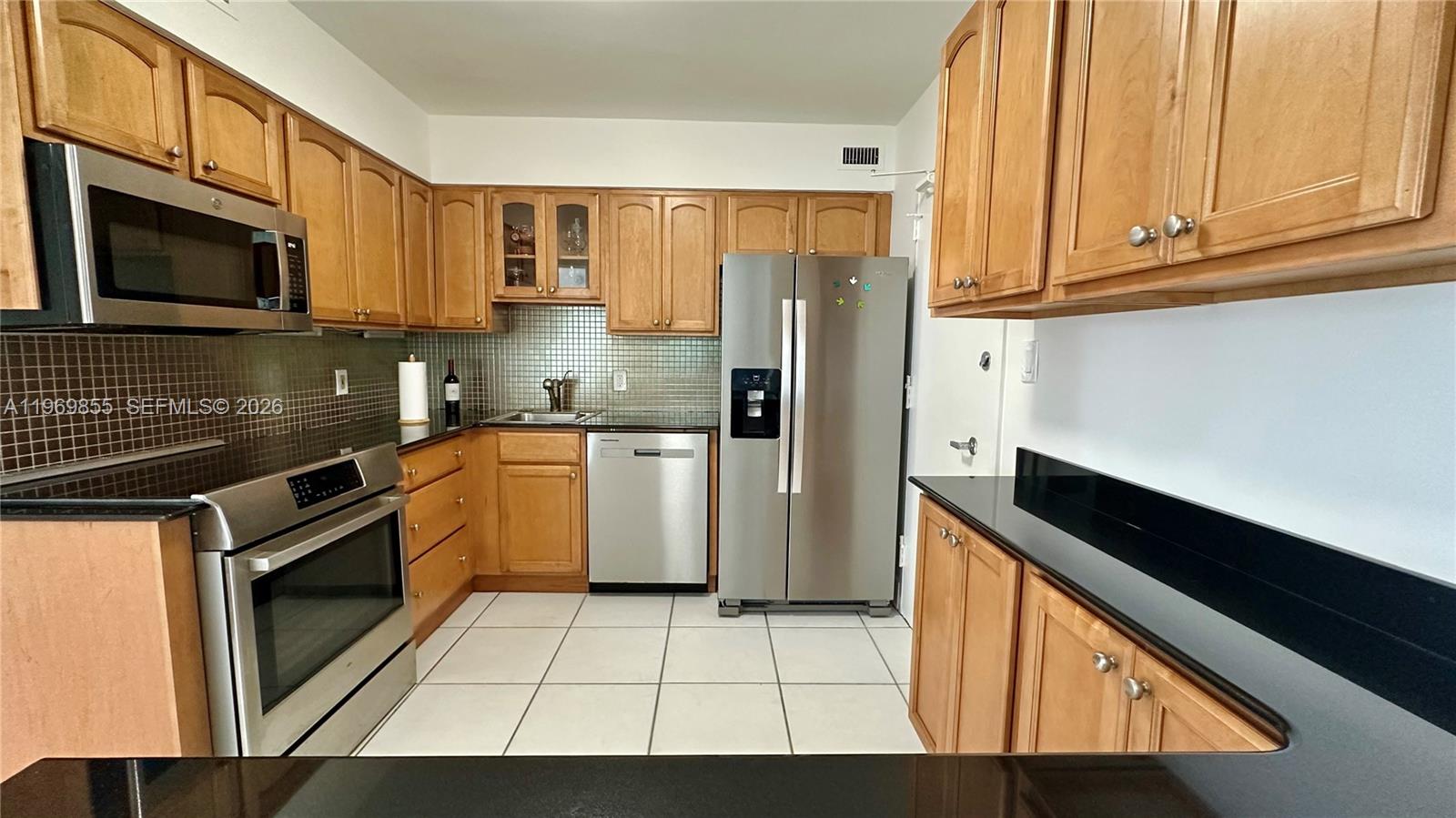 5161 Collins Ave #1017, Miami Beach FL 33140