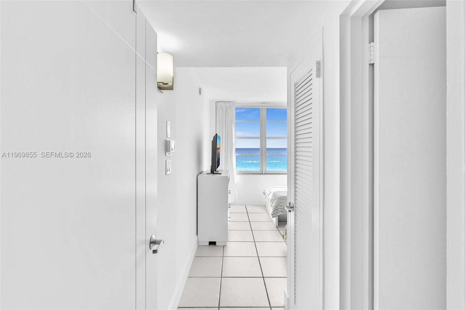 5161 Collins Ave #1017, Miami Beach FL 33140