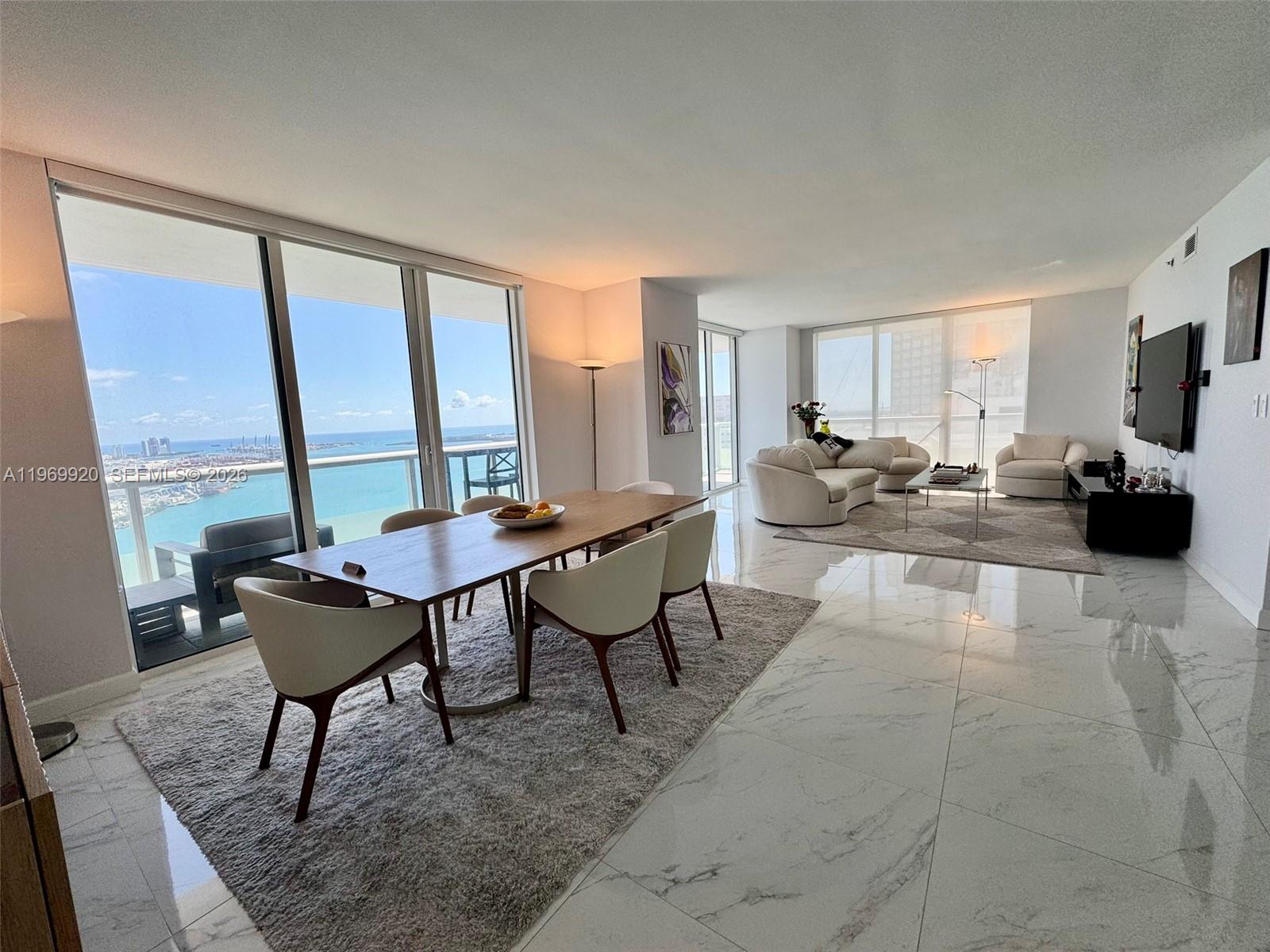 50 Biscayne Blvd #4710, Miami FL 33132