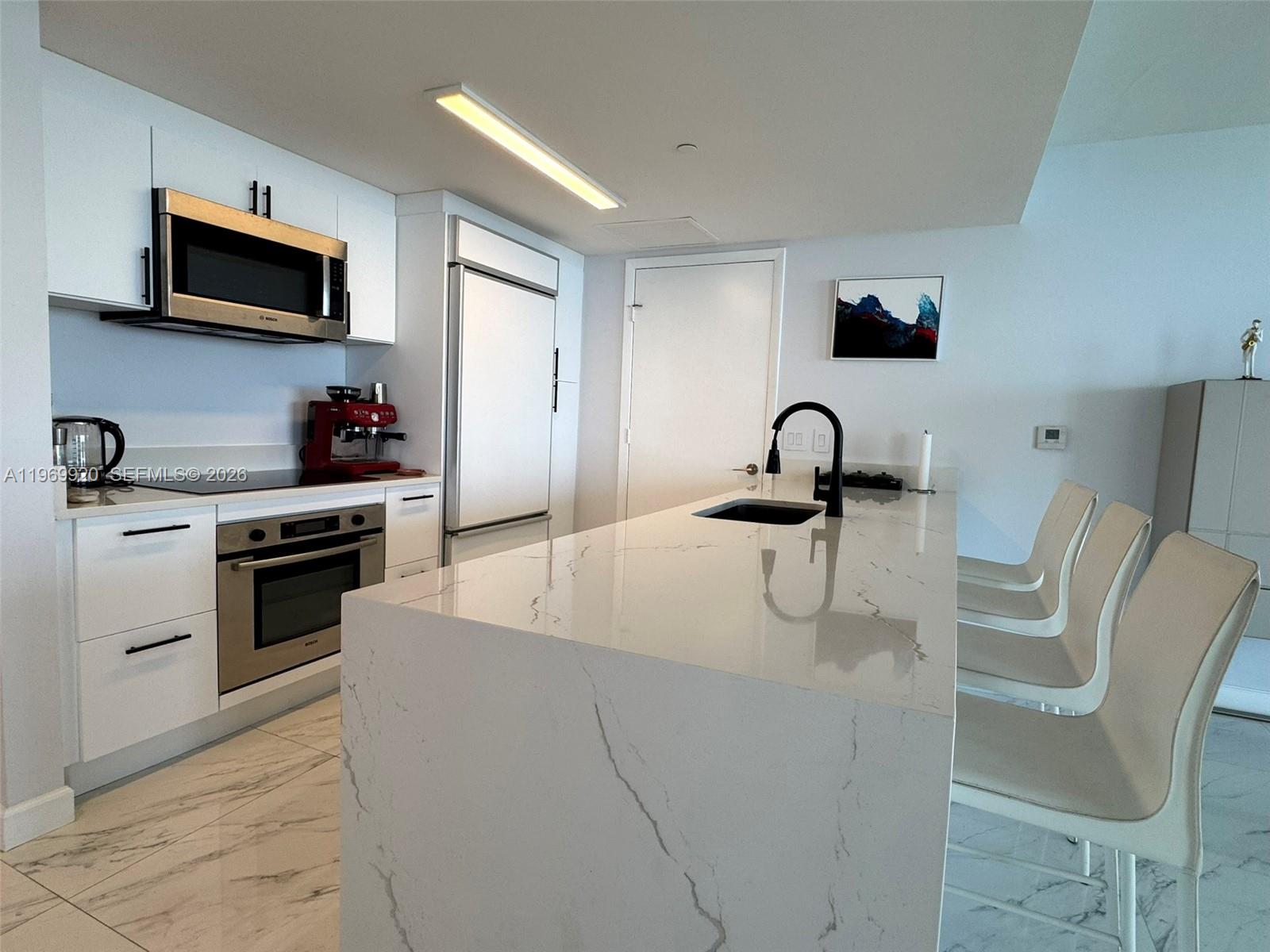 50 Biscayne Blvd #4710, Miami FL 33132