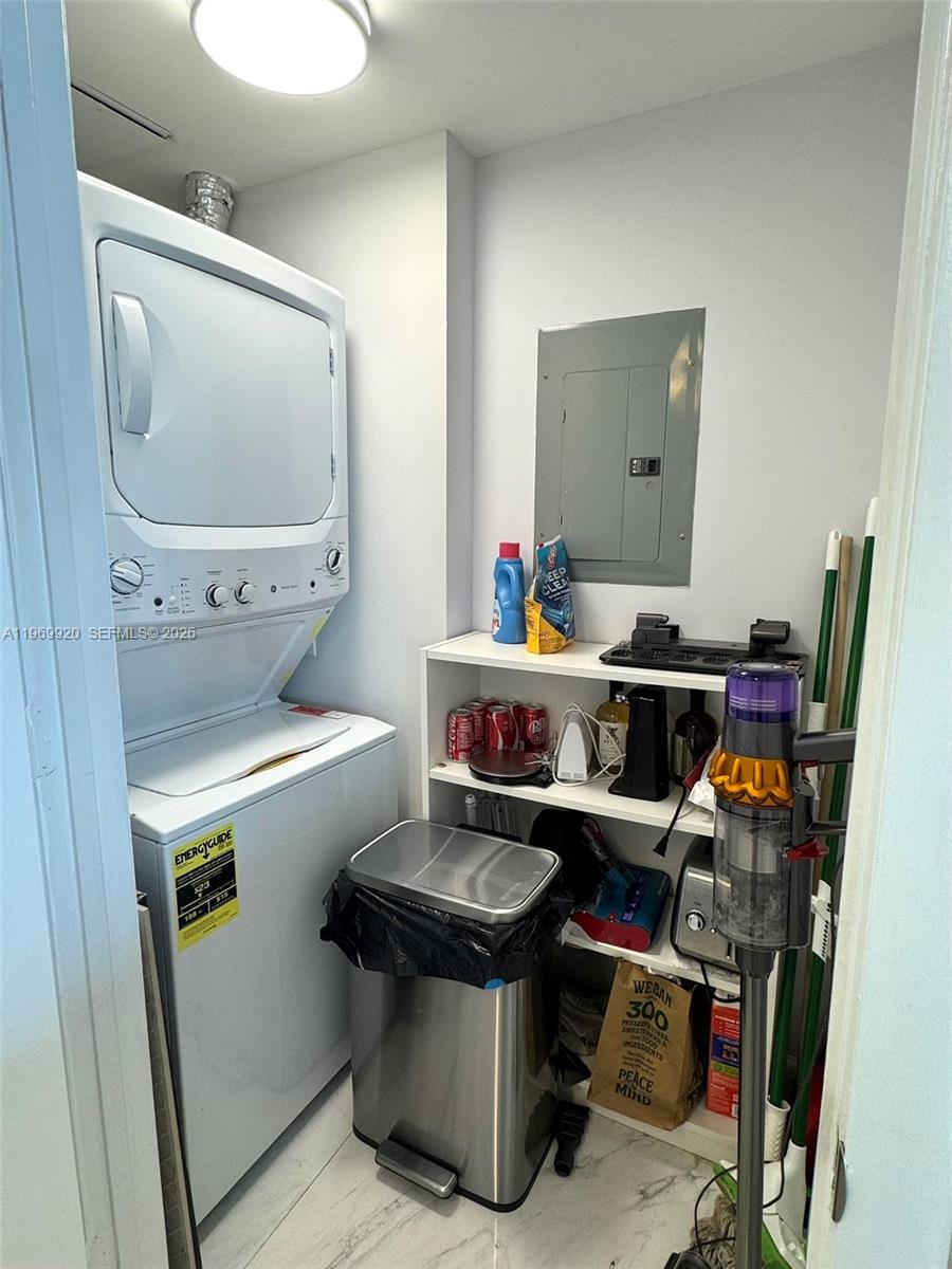 50 Biscayne Blvd #4710, Miami FL 33132
