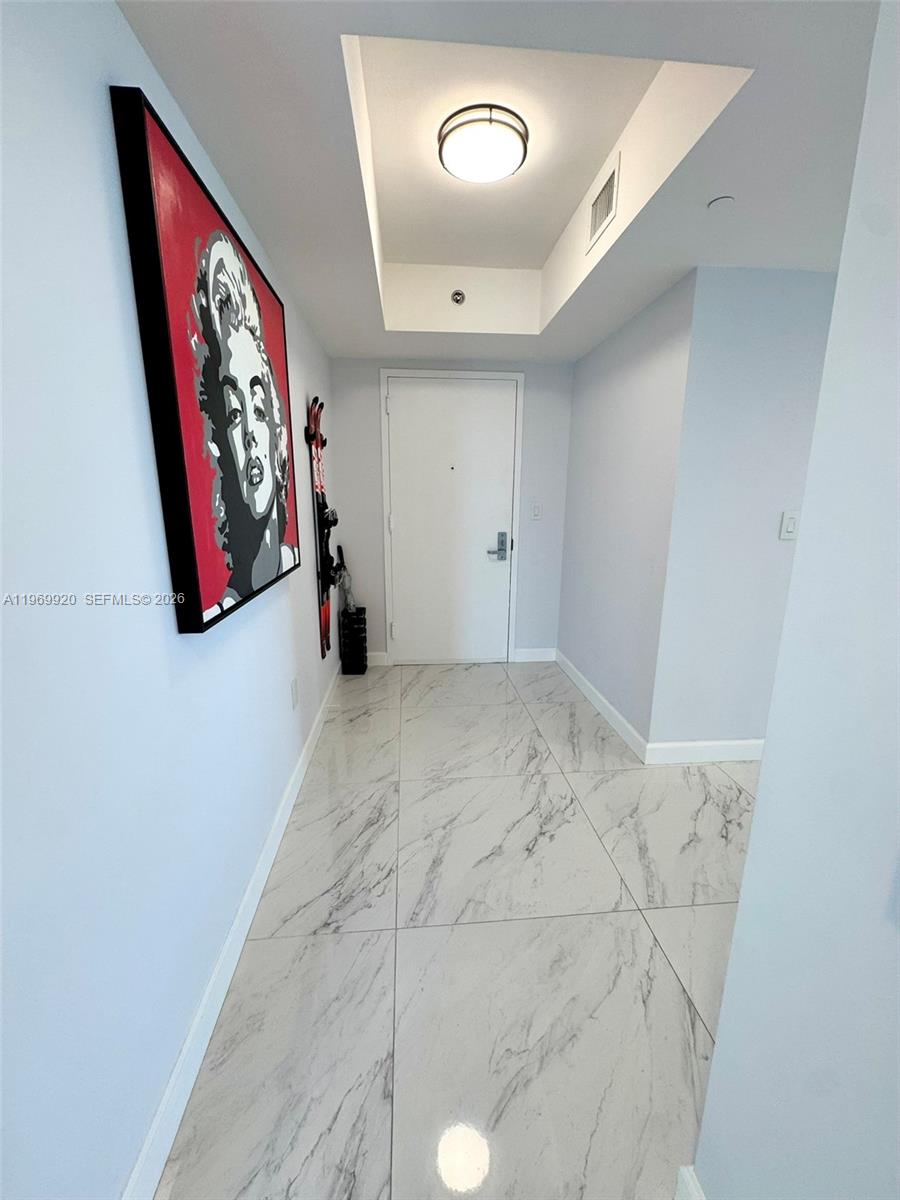 50 Biscayne Blvd #4710, Miami FL 33132