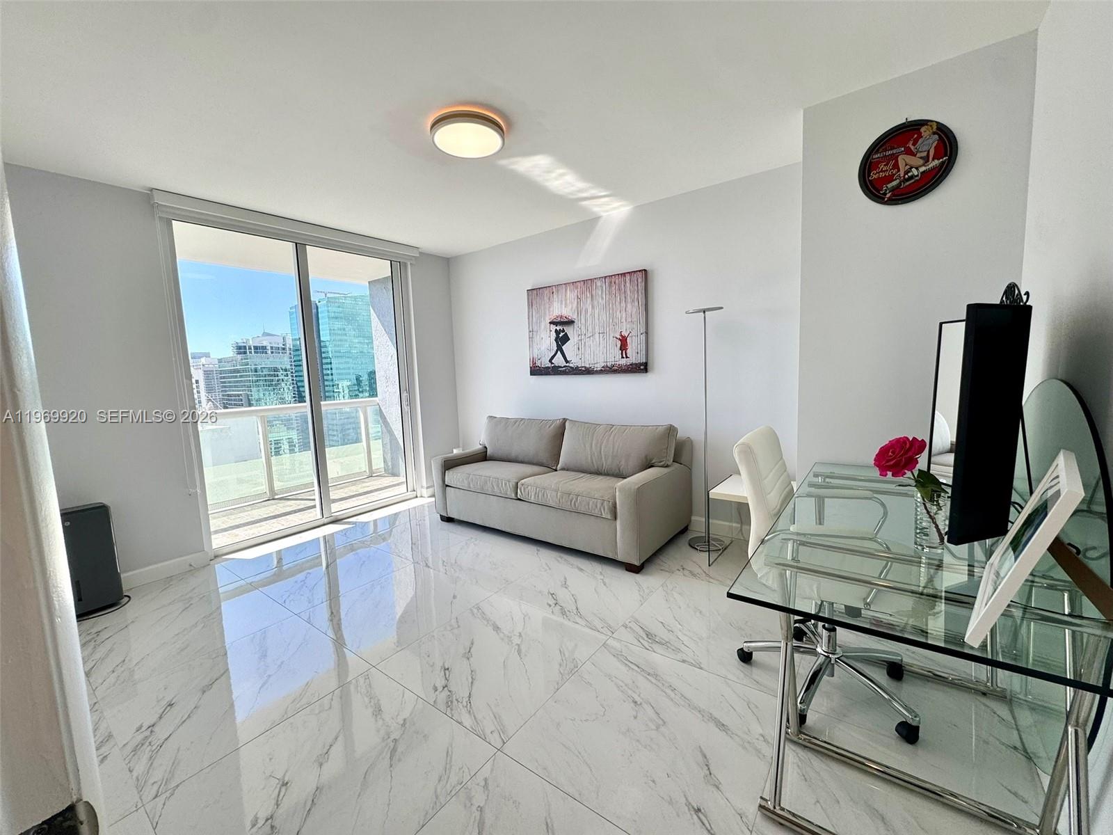 50 Biscayne Blvd #4710, Miami FL 33132