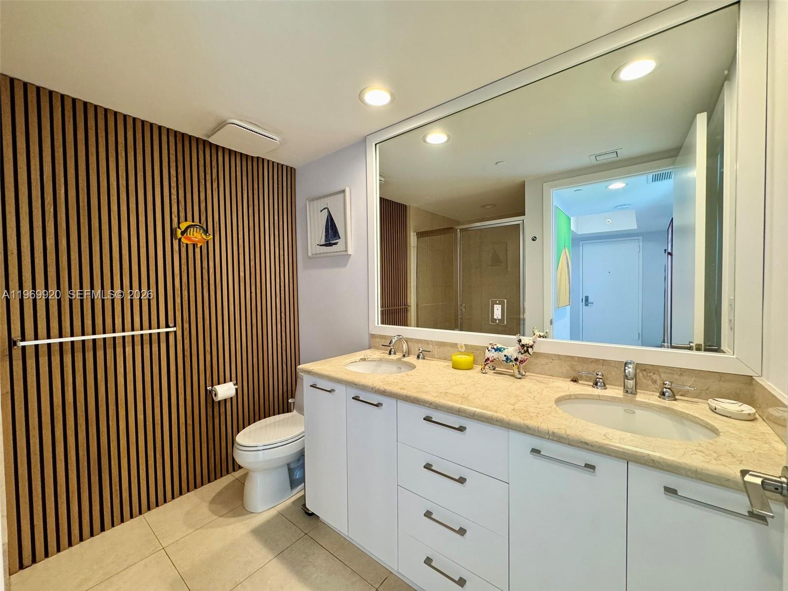 50 Biscayne Blvd #4710, Miami FL 33132