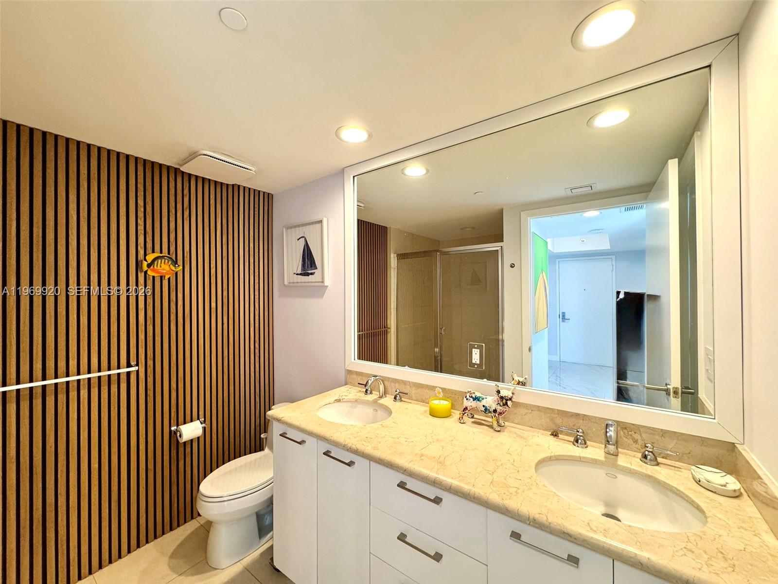 50 Biscayne Blvd #4710, Miami FL 33132