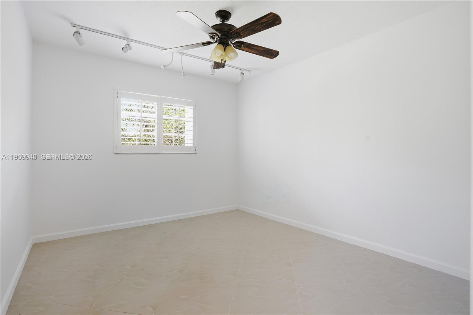14721 SW 67th Ave, Coral Gables FL 33158