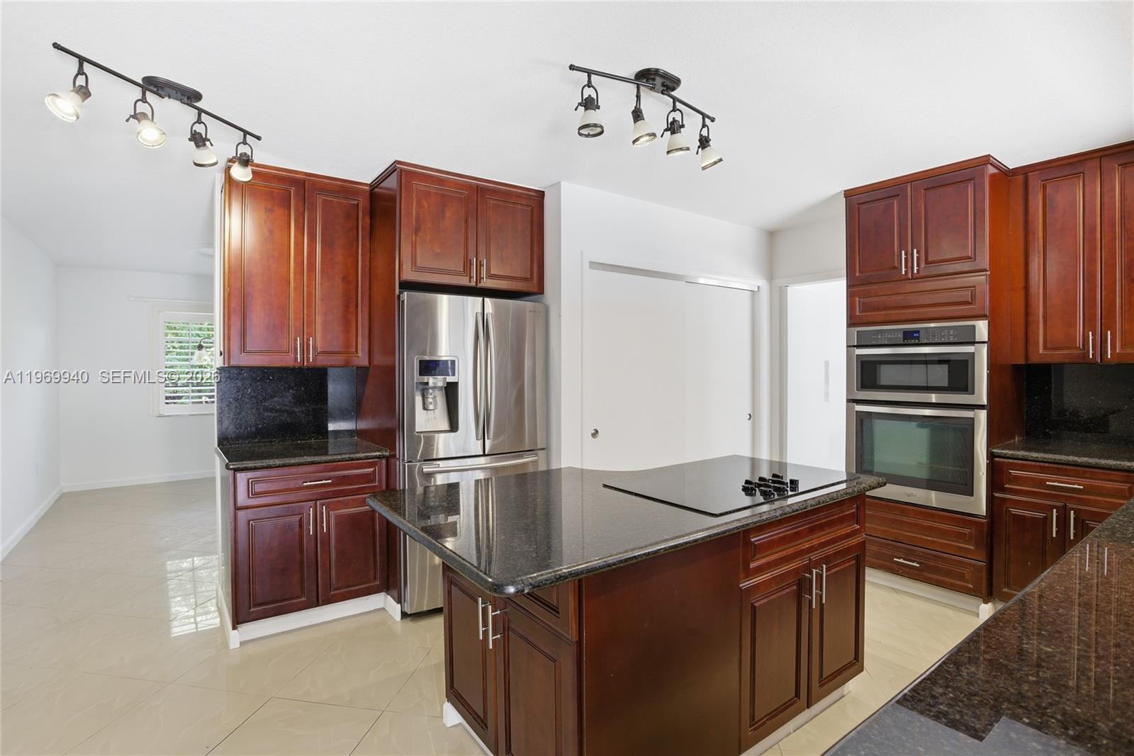 14721 SW 67th Ave, Coral Gables FL 33158