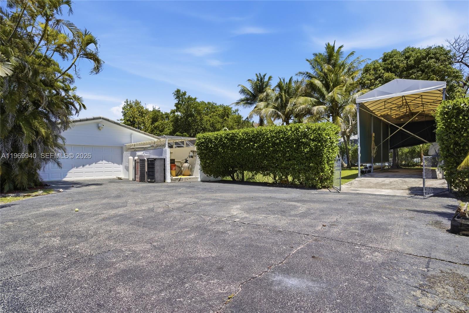 14721 SW 67th Ave, Coral Gables FL 33158