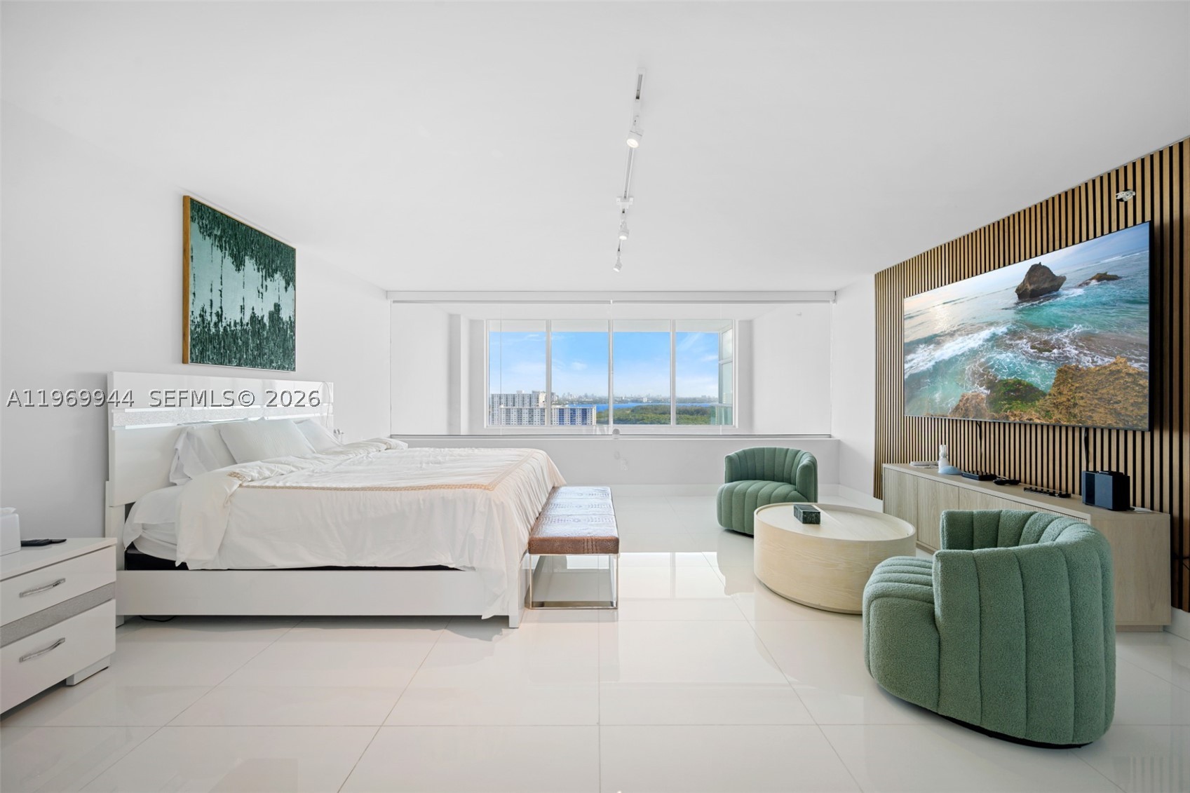 400 Sunny Isles Blvd #2004, Sunny Isles Beach FL 33160