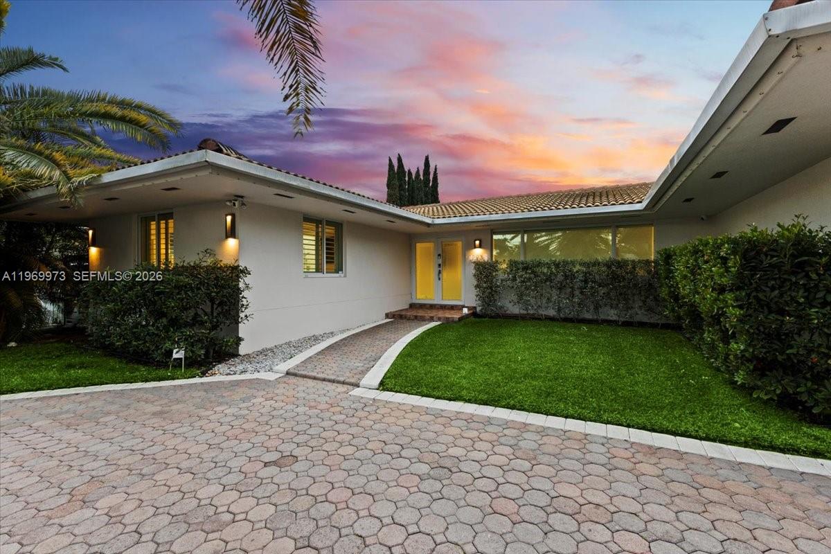 12930 Oleander Rd, North Miami FL 33181