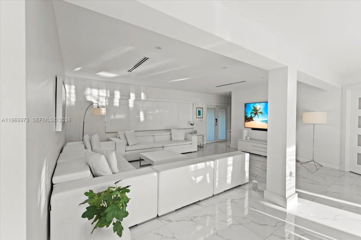 12930 Oleander Rd, North Miami FL 33181