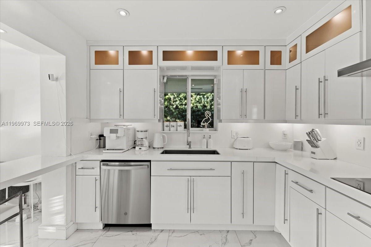 12930 Oleander Rd, North Miami FL 33181