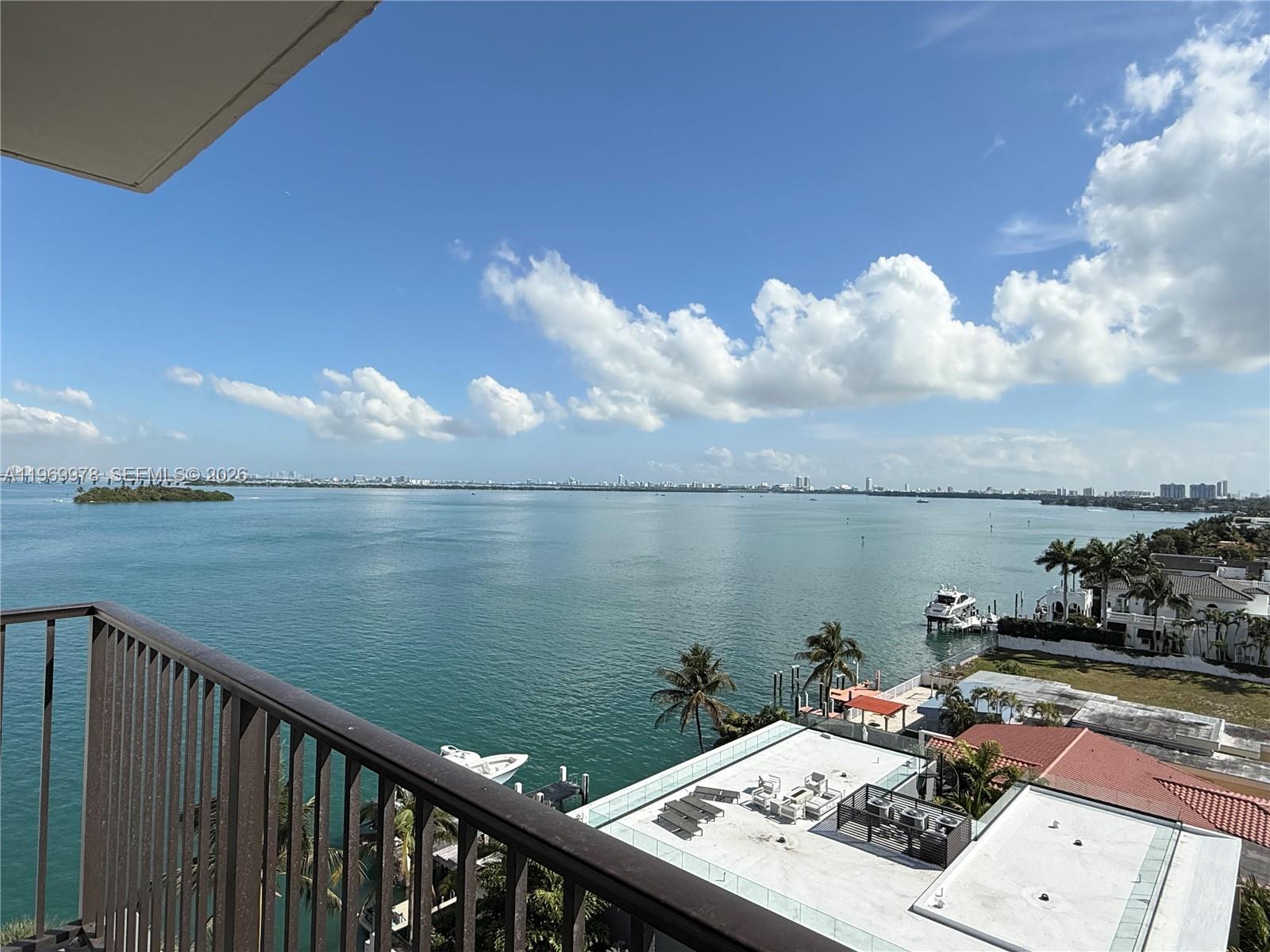 801 N Venetian Dr #802, Miami FL 33139