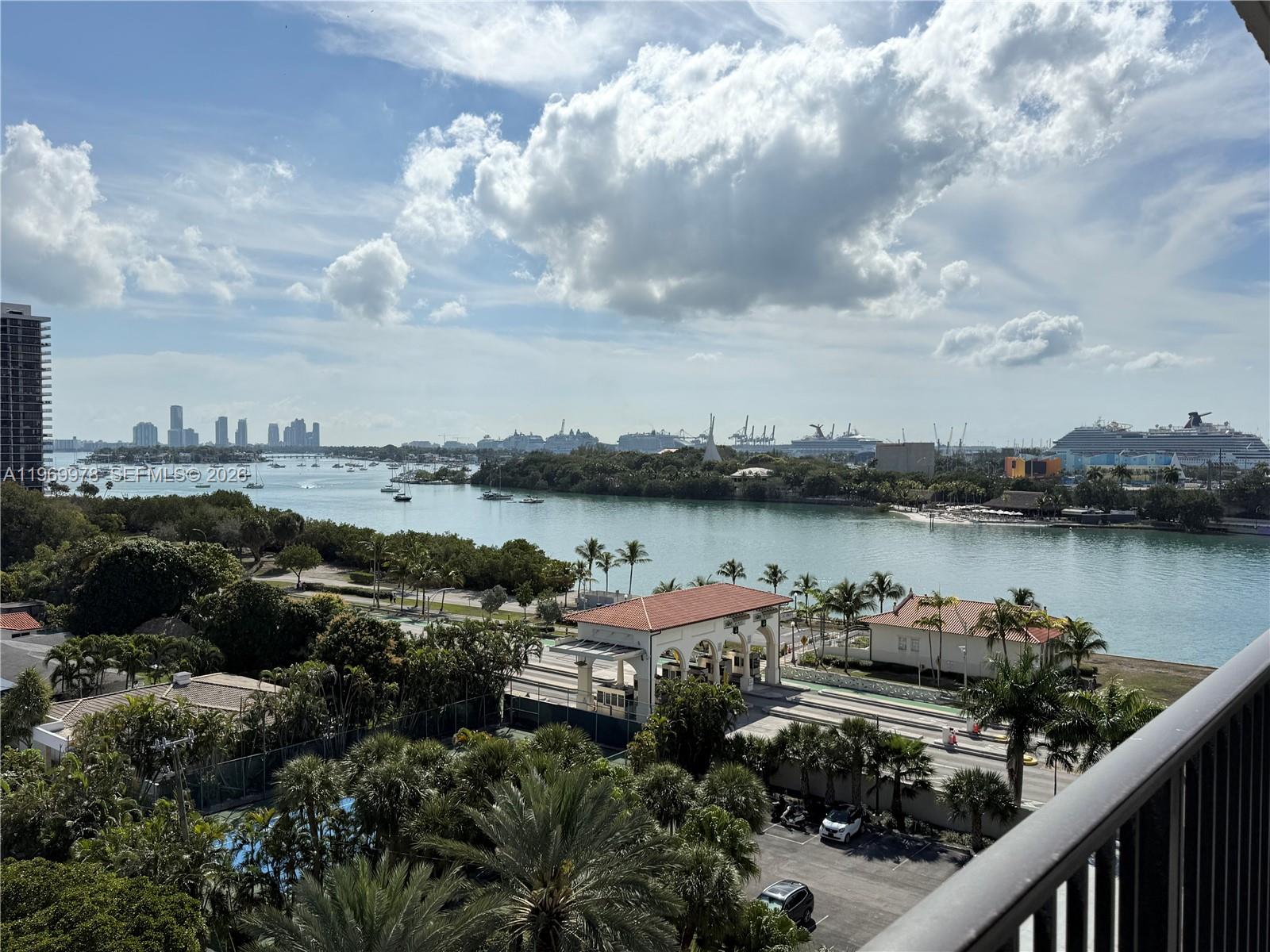 801 N Venetian Dr #802, Miami FL 33139