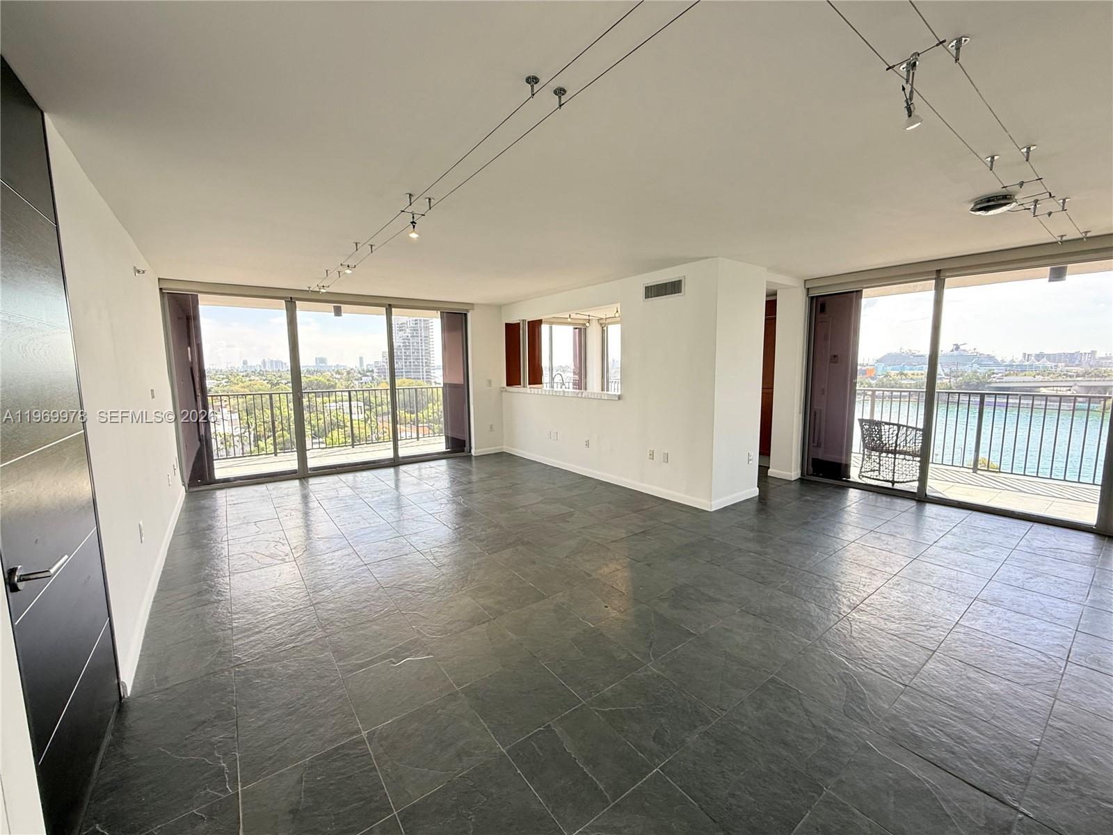 801 N Venetian Dr #802, Miami FL 33139
