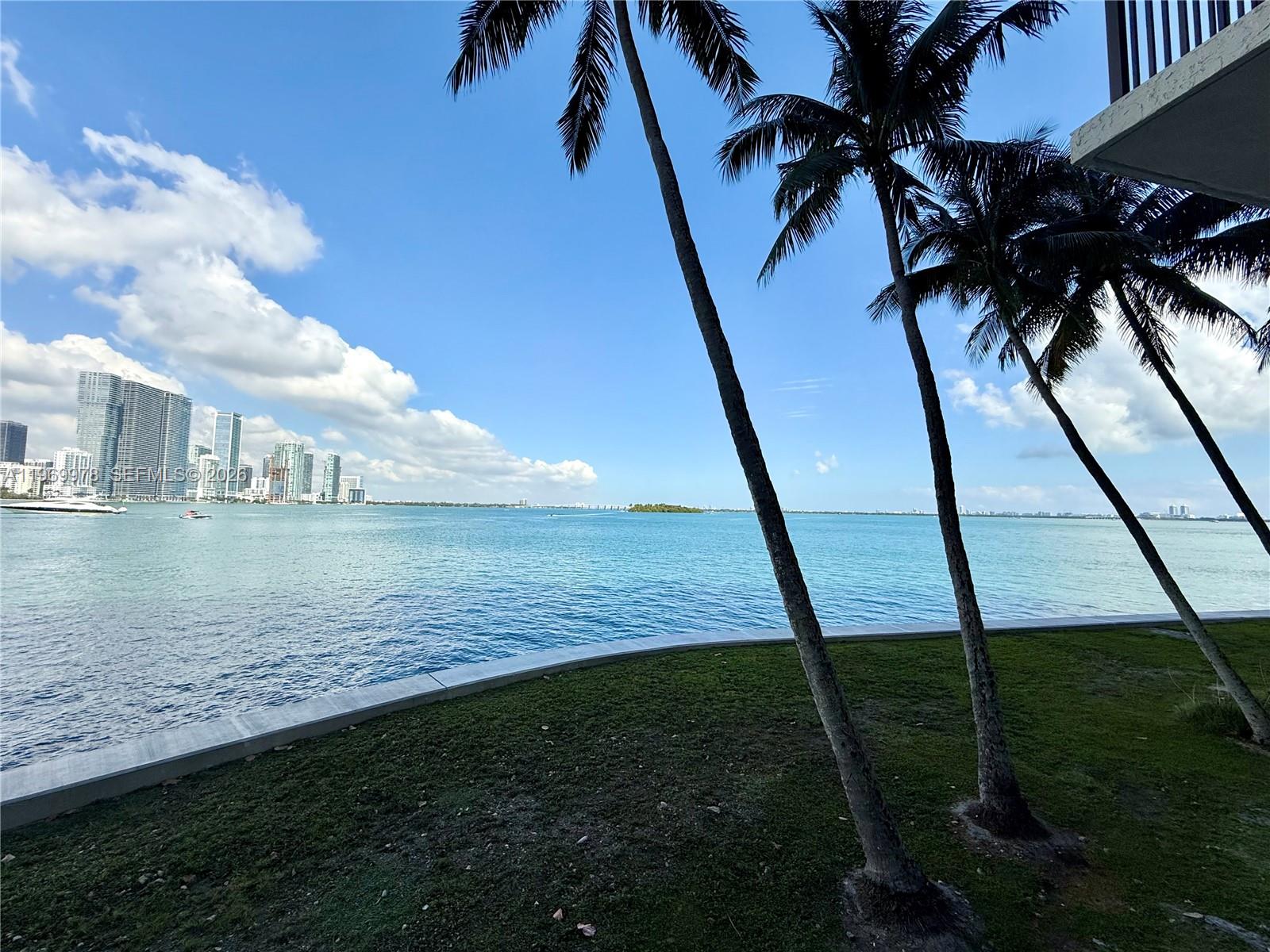 801 N Venetian Dr #802, Miami FL 33139