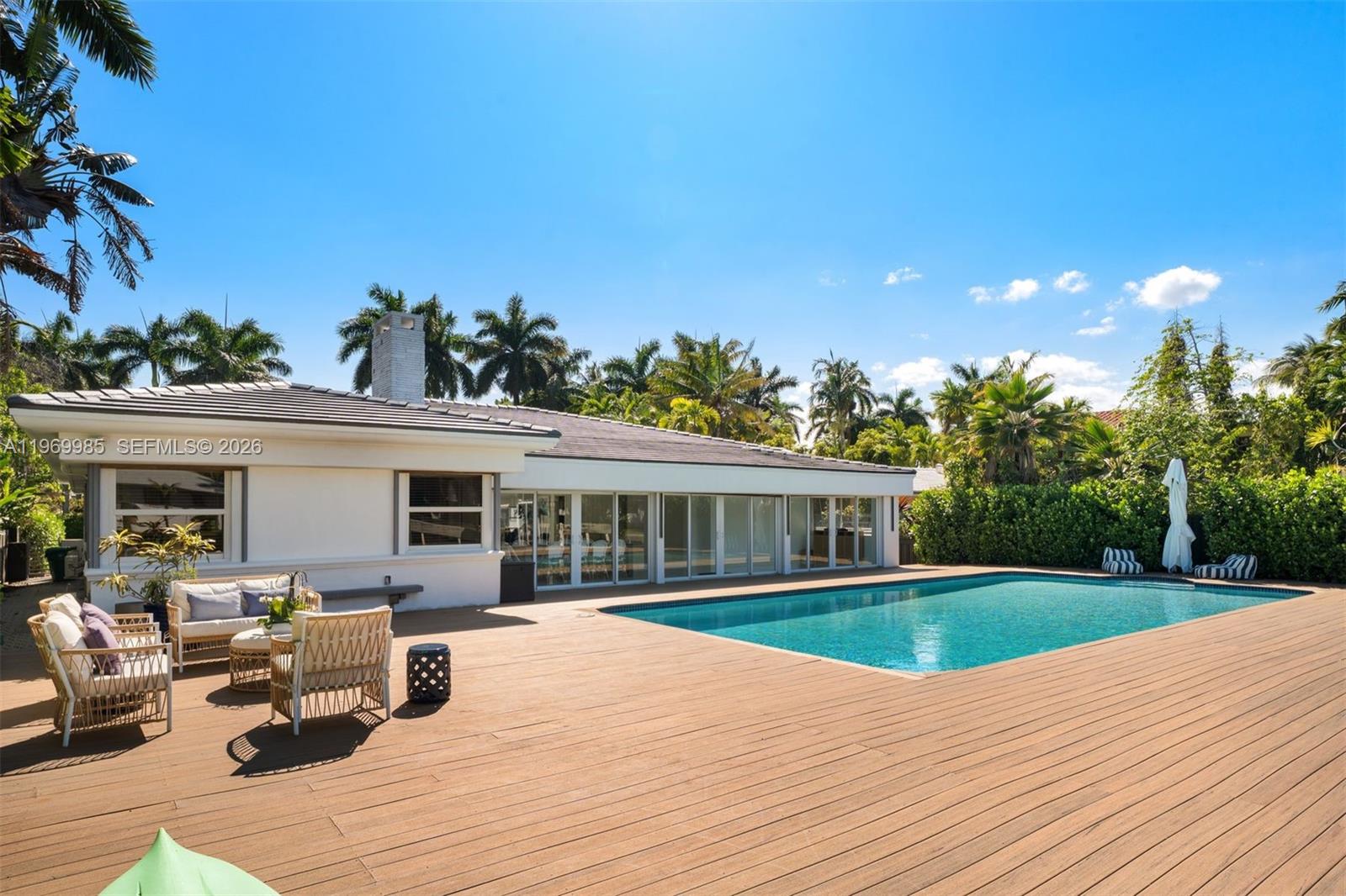 1025 Belle Meade Island Dr, Miami FL 33138