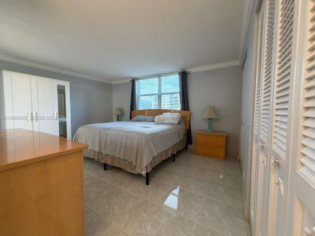 301 SE 3rd St #109, Dania Beach FL 33004