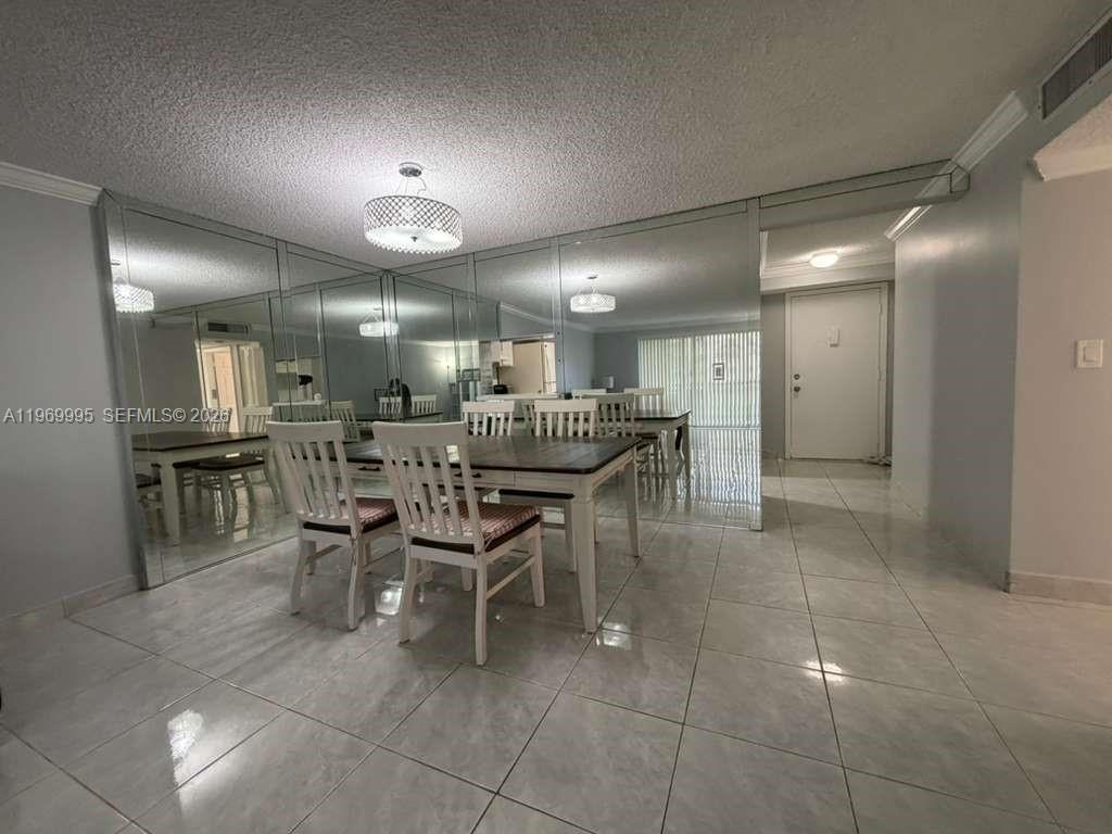 301 SE 3rd St #109, Dania Beach FL 33004