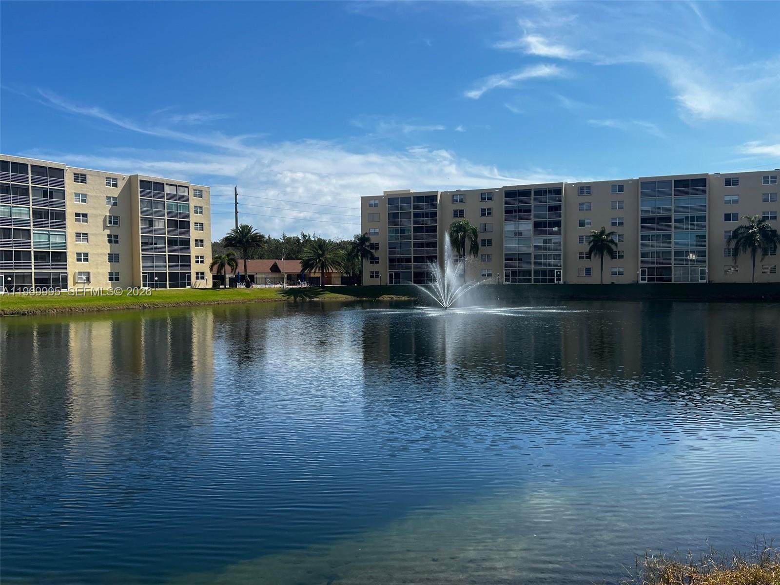 301 SE 3rd St #109, Dania Beach FL 33004