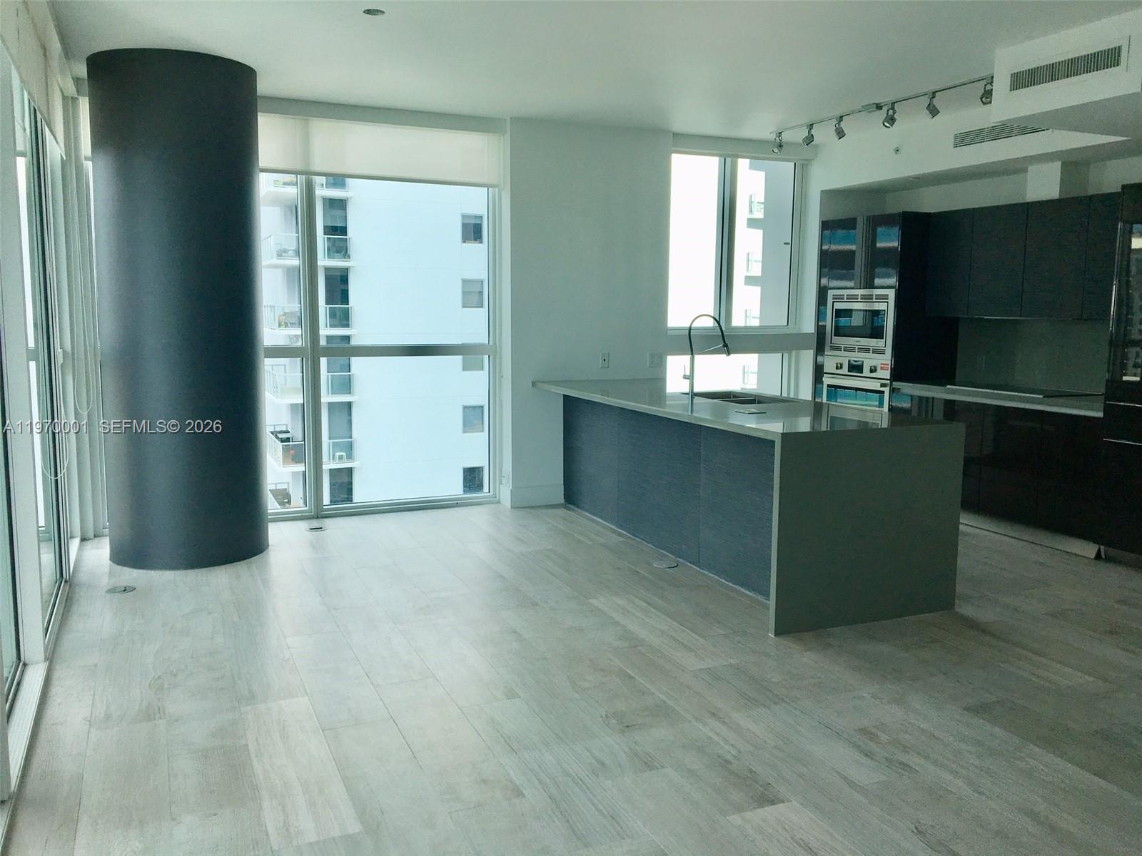 1080 Brickell Ave #3009, Miami FL 33131