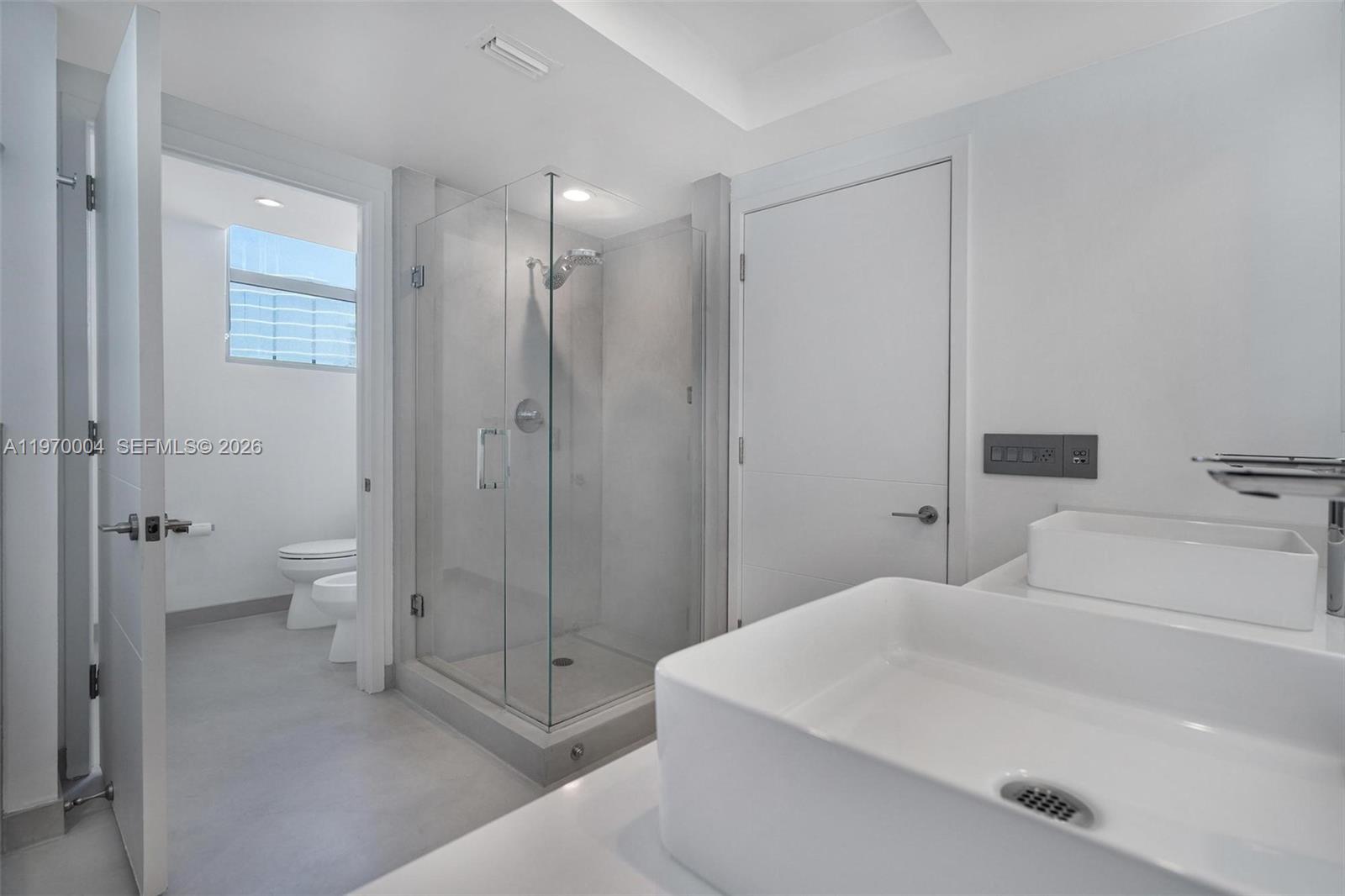 1331 Brickell Bay Dr #2402, Miami FL 33131
