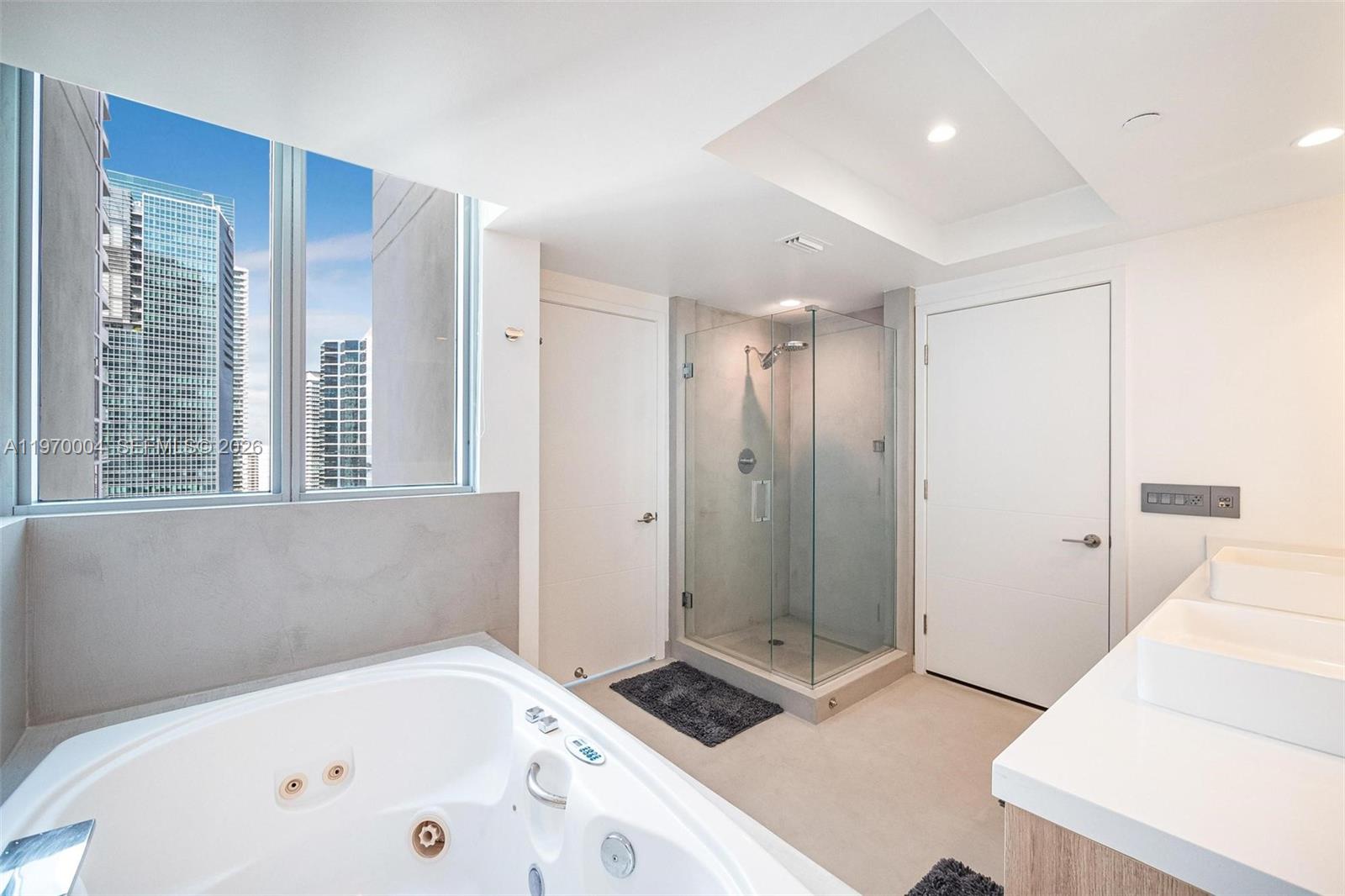1331 Brickell Bay Dr #2402, Miami FL 33131