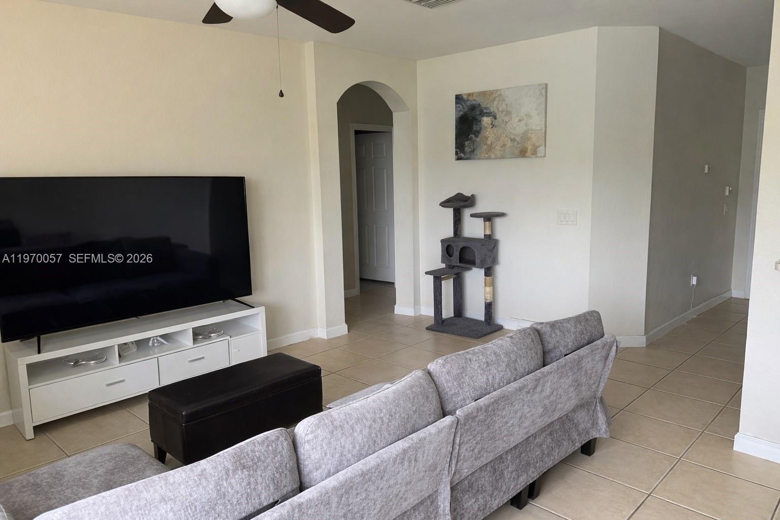 1485 NE 33rd Rd #207, Homestead FL 33033