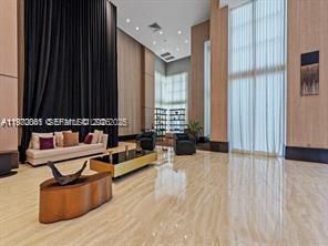 950 Brickell Bay Dr #1505, Miami FL 33131