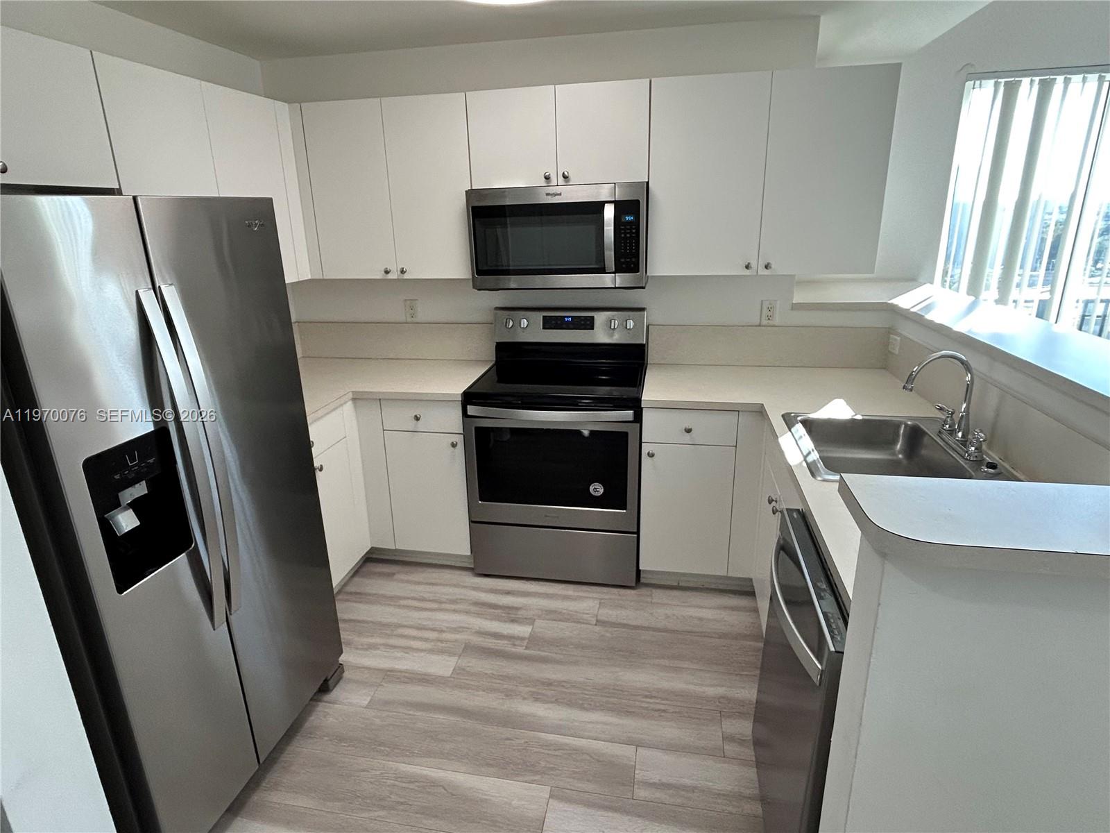 10 Aragon Ave #804, Coral Gables FL 33134