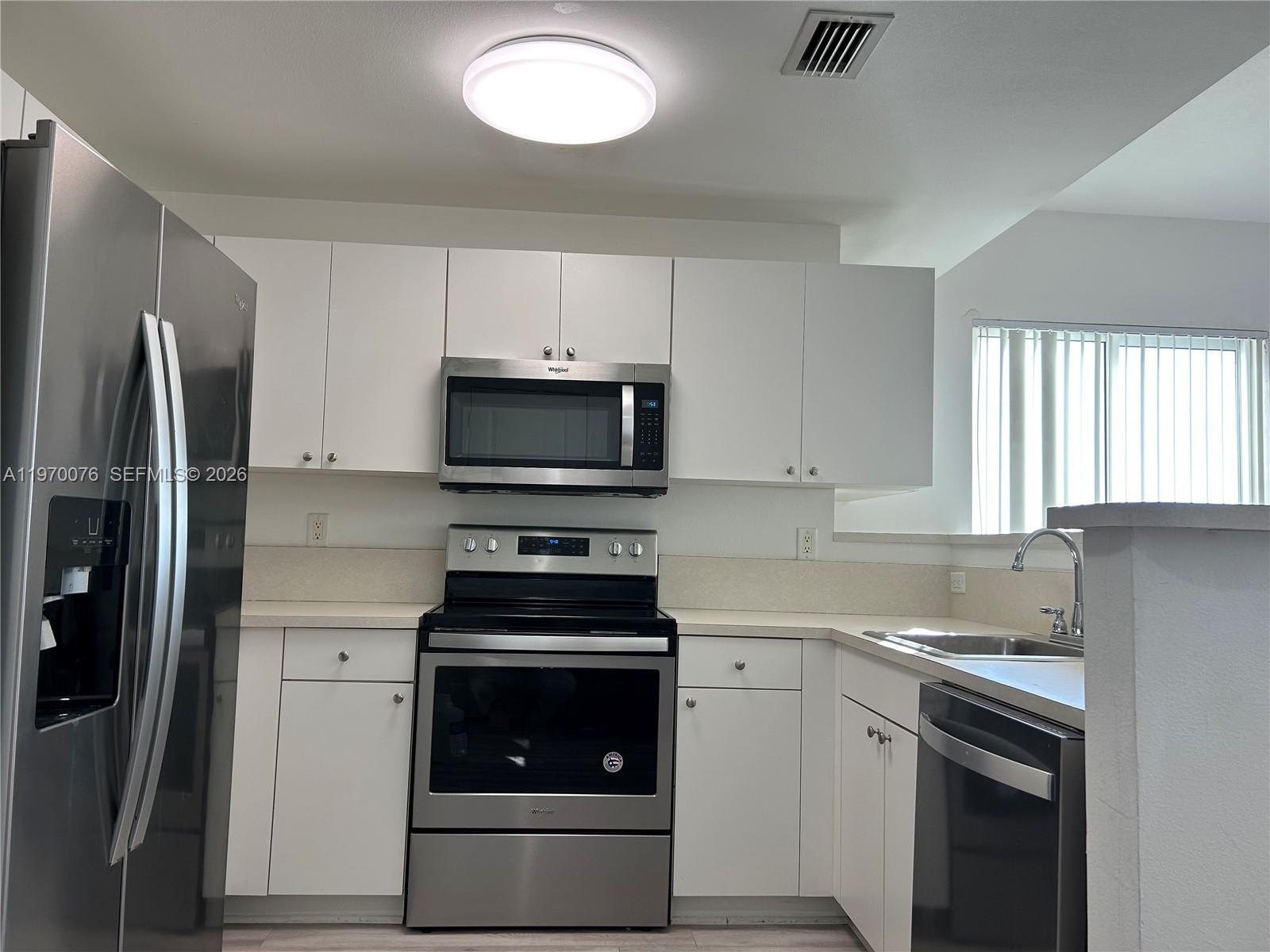 10 Aragon Ave #804, Coral Gables FL 33134