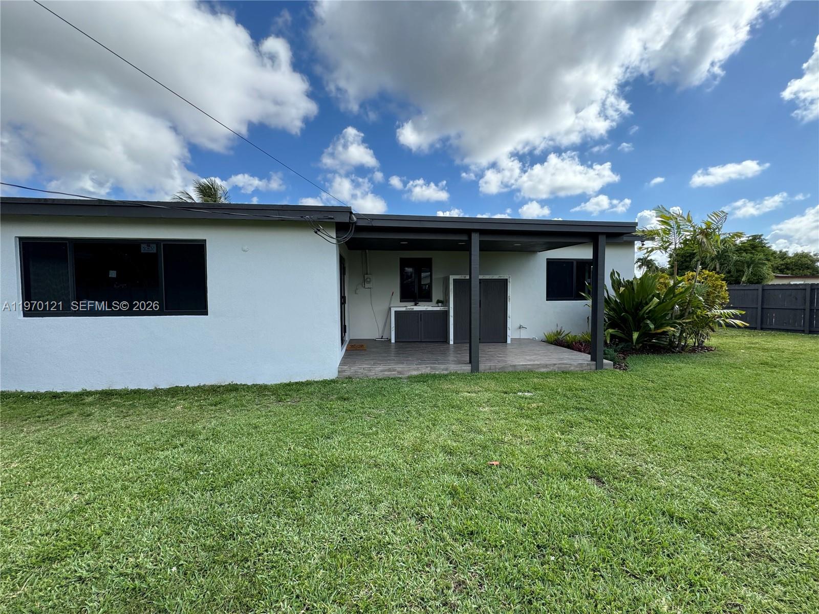8400 SW 46th St, Miami FL 33155