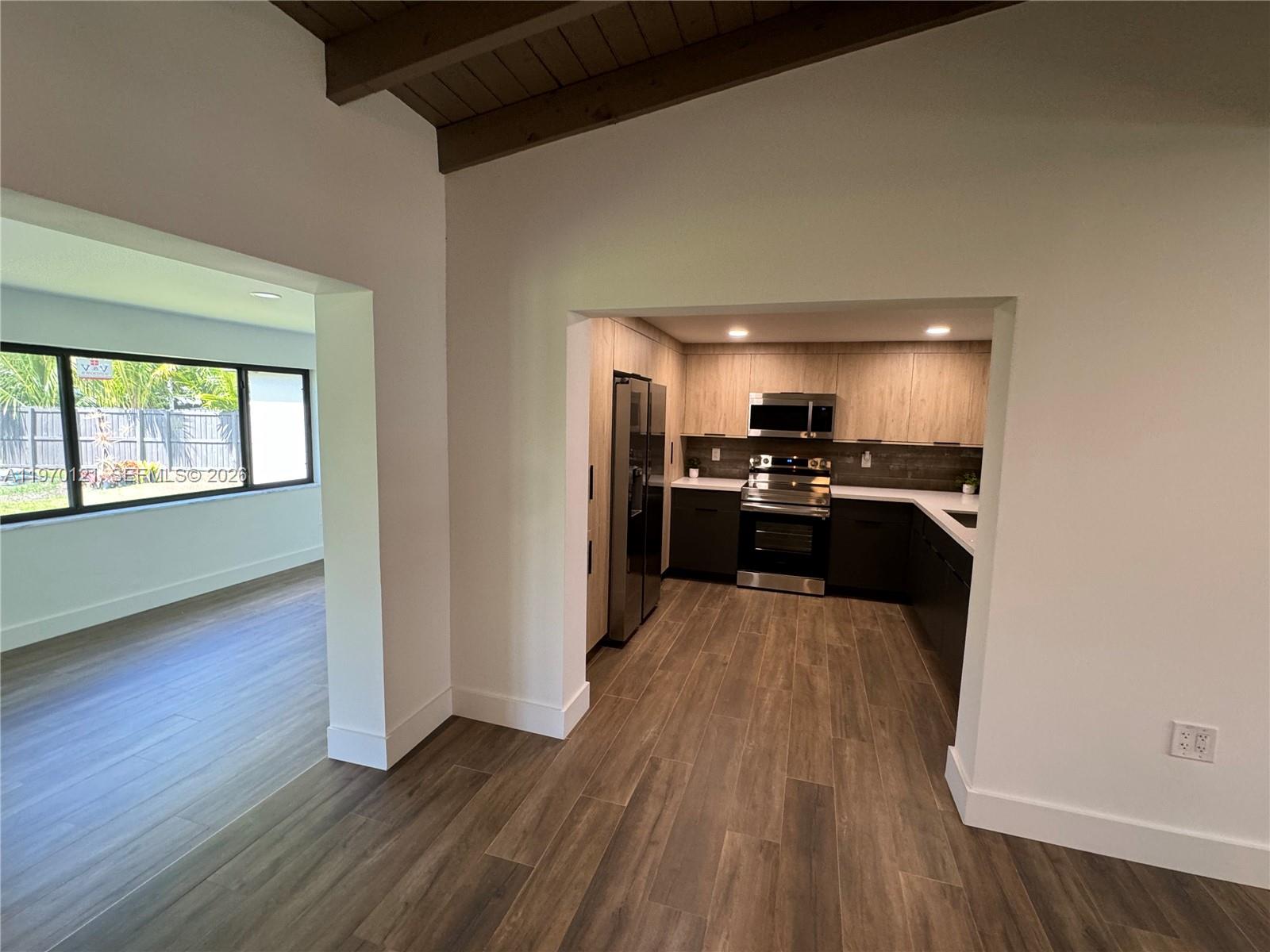 8400 SW 46th St, Miami FL 33155