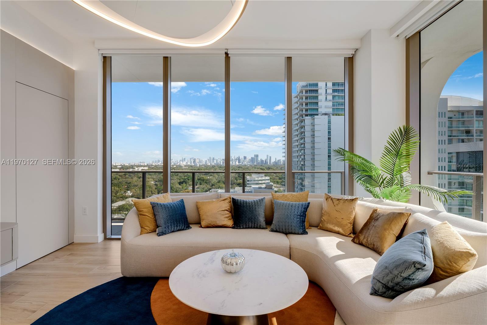 2678 Tigertail Ave #1410, Miami FL 33133