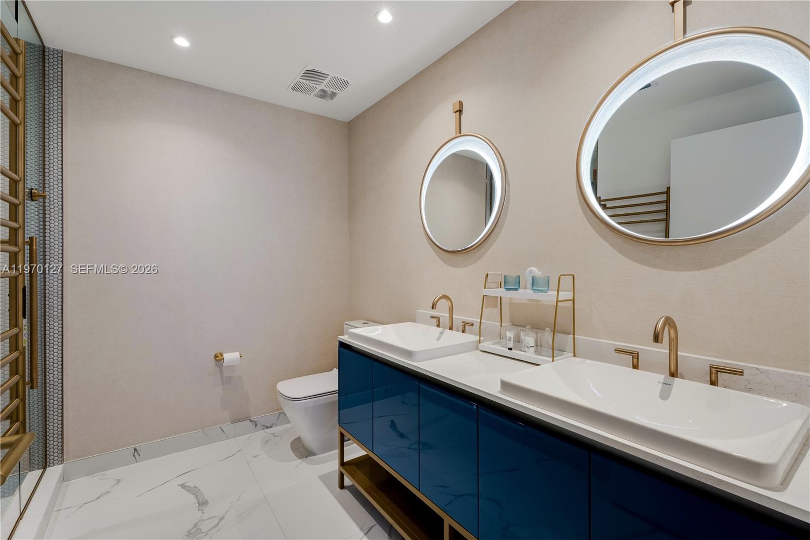 2678 Tigertail Ave #1410, Miami FL 33133