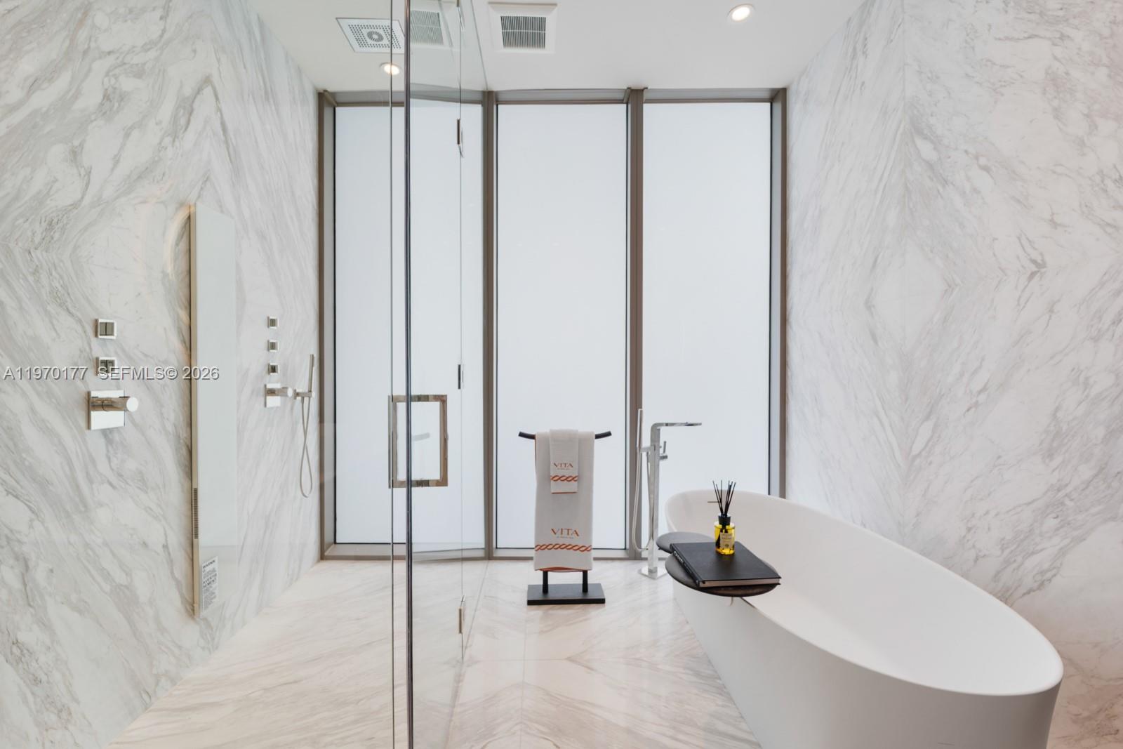 5 Grove Isle #M204, Coconut Grove FL 33133