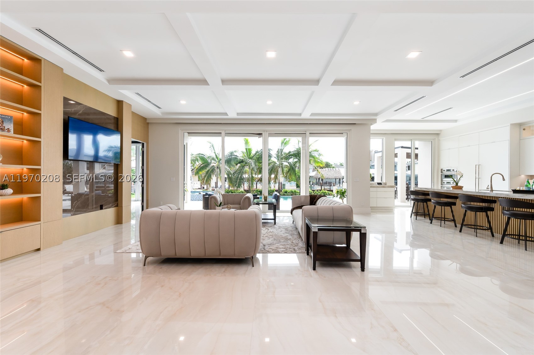 3740 NE 29th Ave, Lighthouse Point FL 33064
