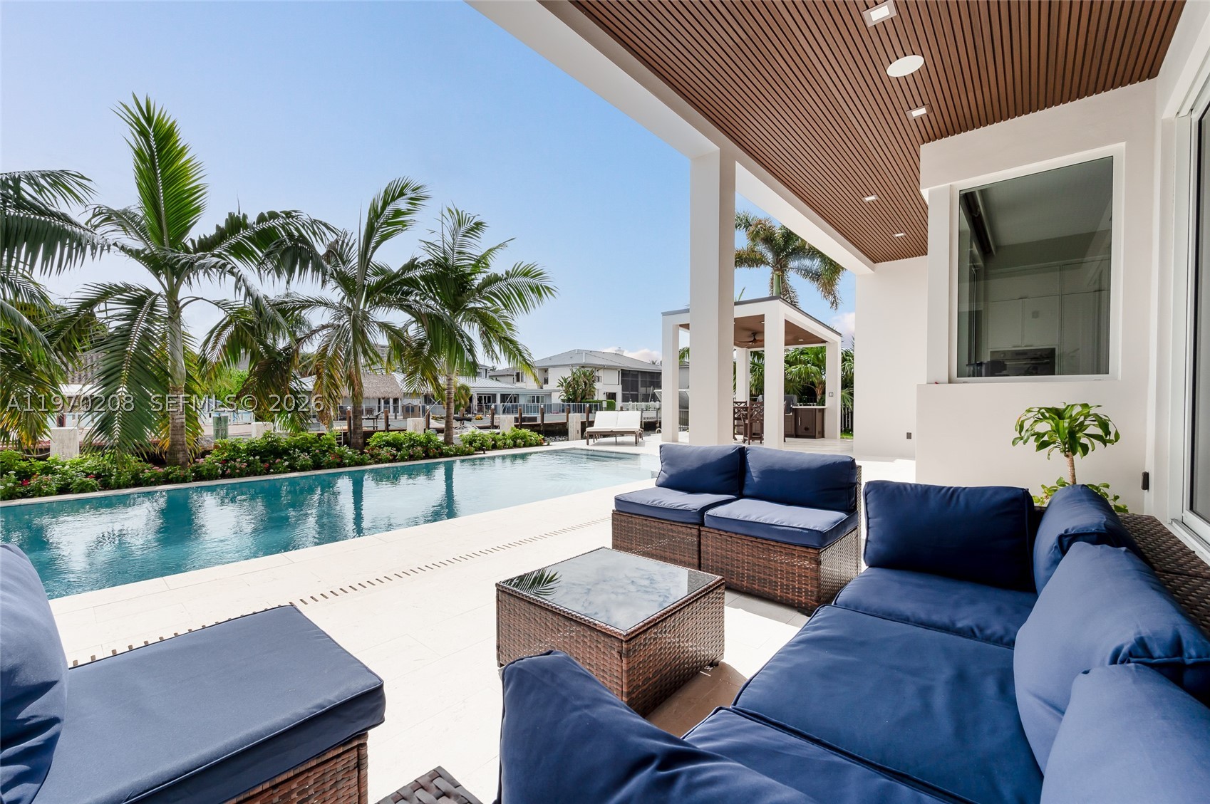 3740 NE 29th Ave, Lighthouse Point FL 33064