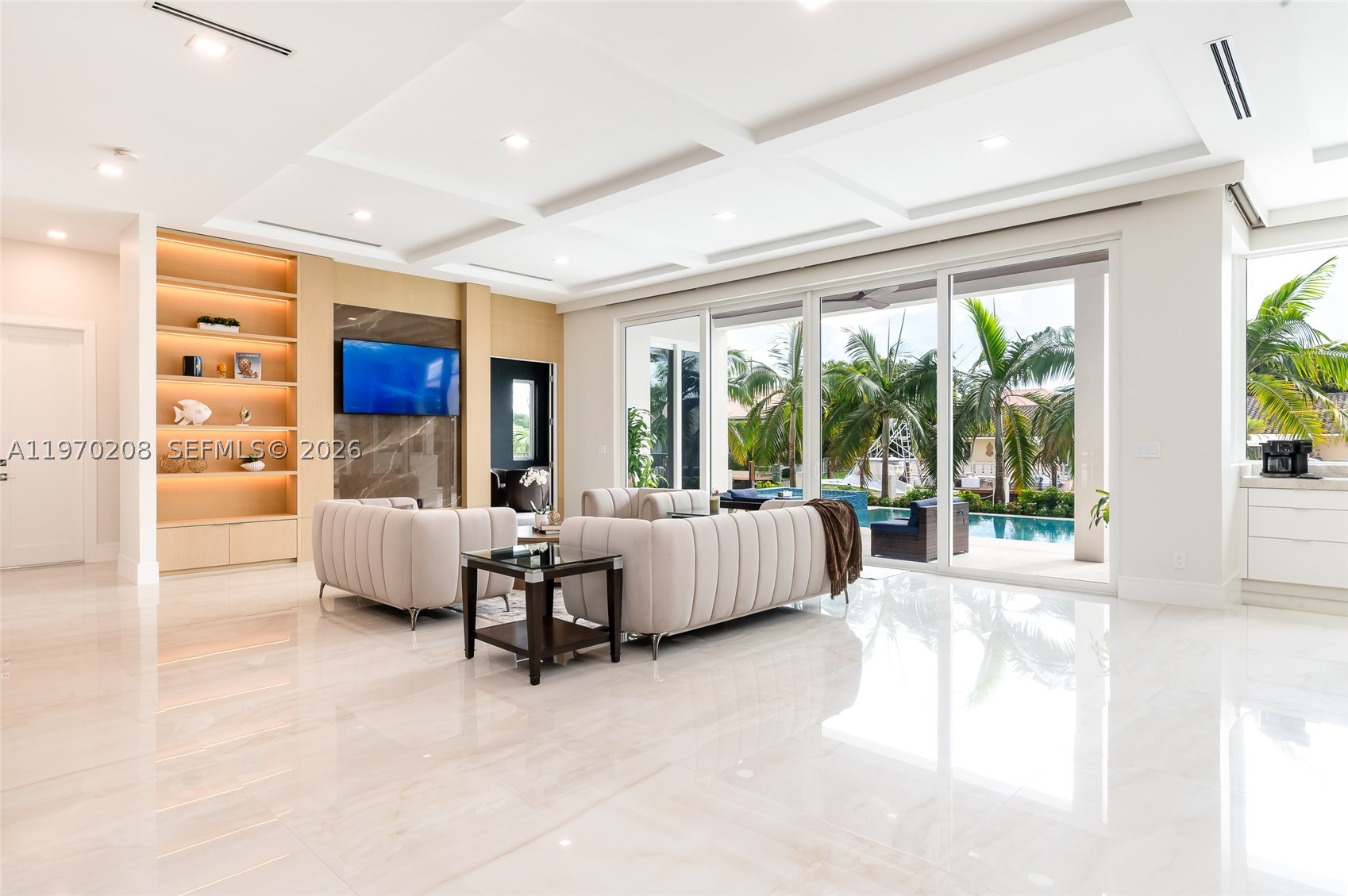 3740 NE 29th Ave, Lighthouse Point FL 33064