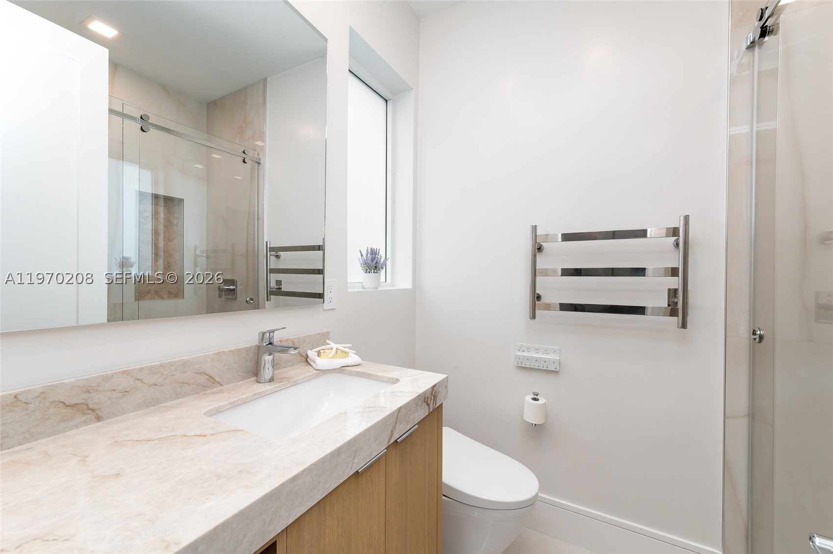 3740 NE 29th Ave, Lighthouse Point FL 33064