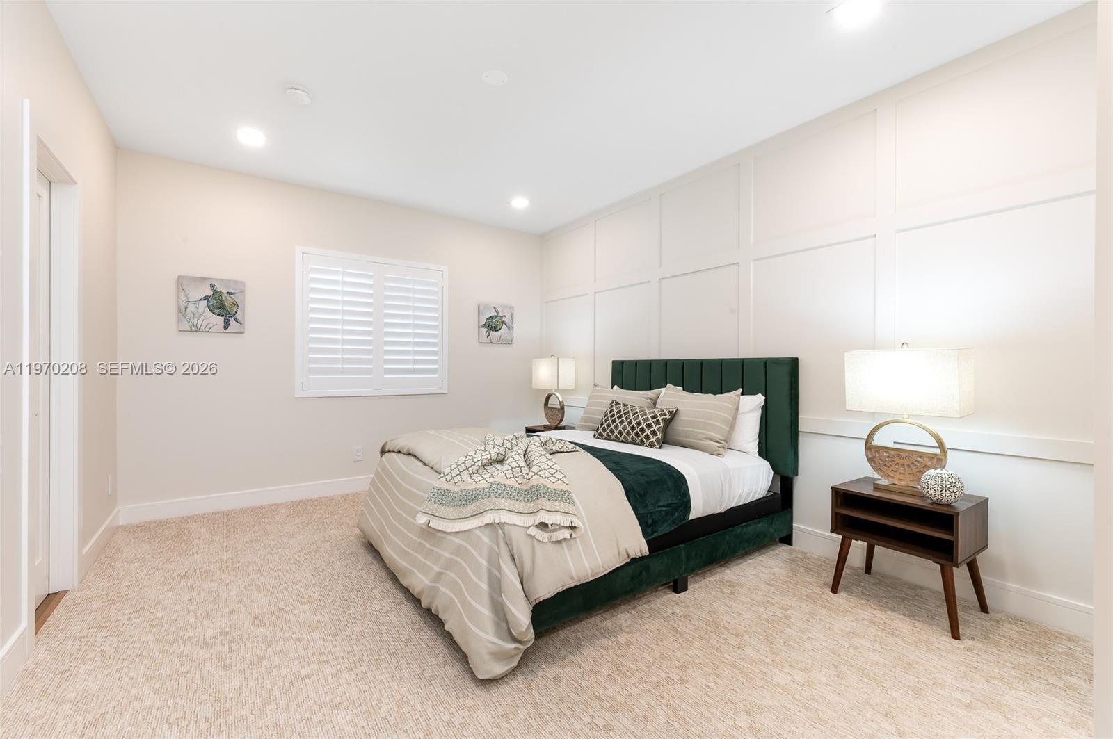 3740 NE 29th Ave, Lighthouse Point FL 33064