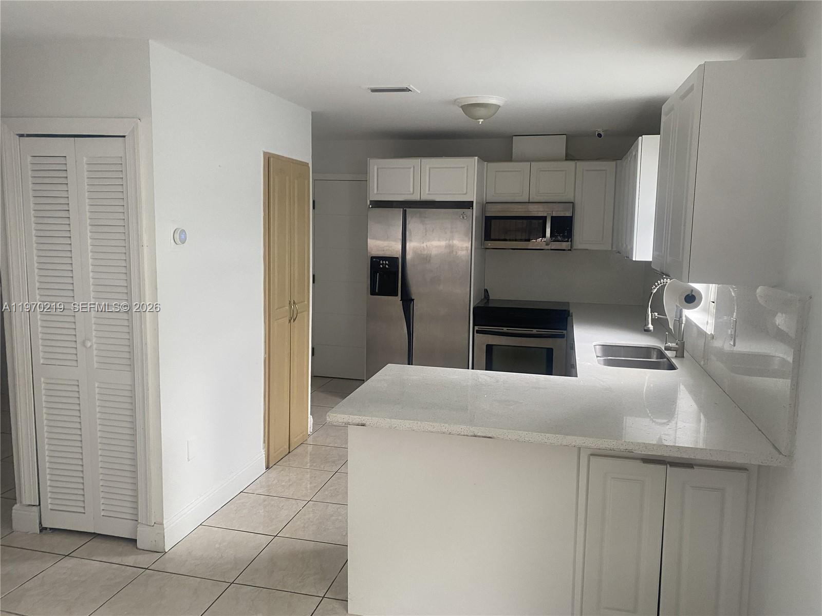3251 SW 67th Ave, Miami FL 33155