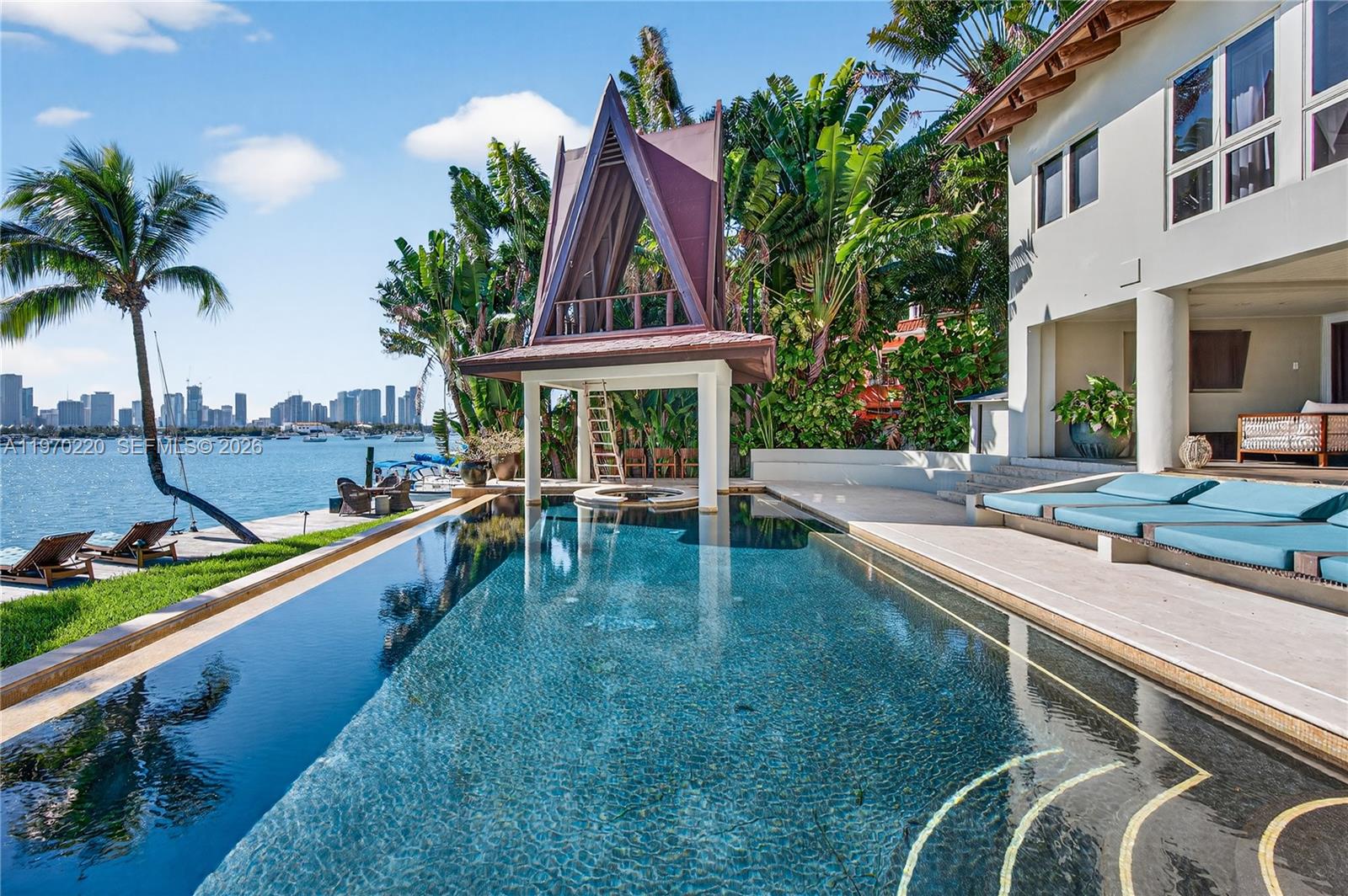 14 W San Marino Dr, Miami Beach FL 33139