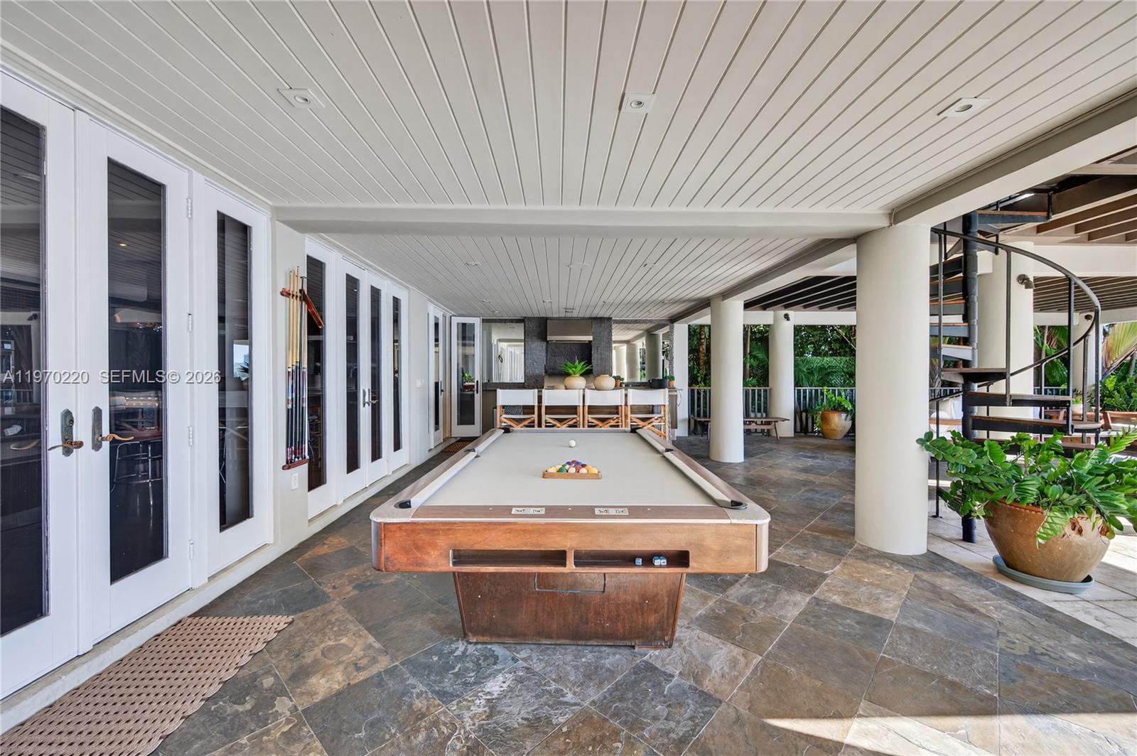 14 W San Marino Dr, Miami Beach FL 33139