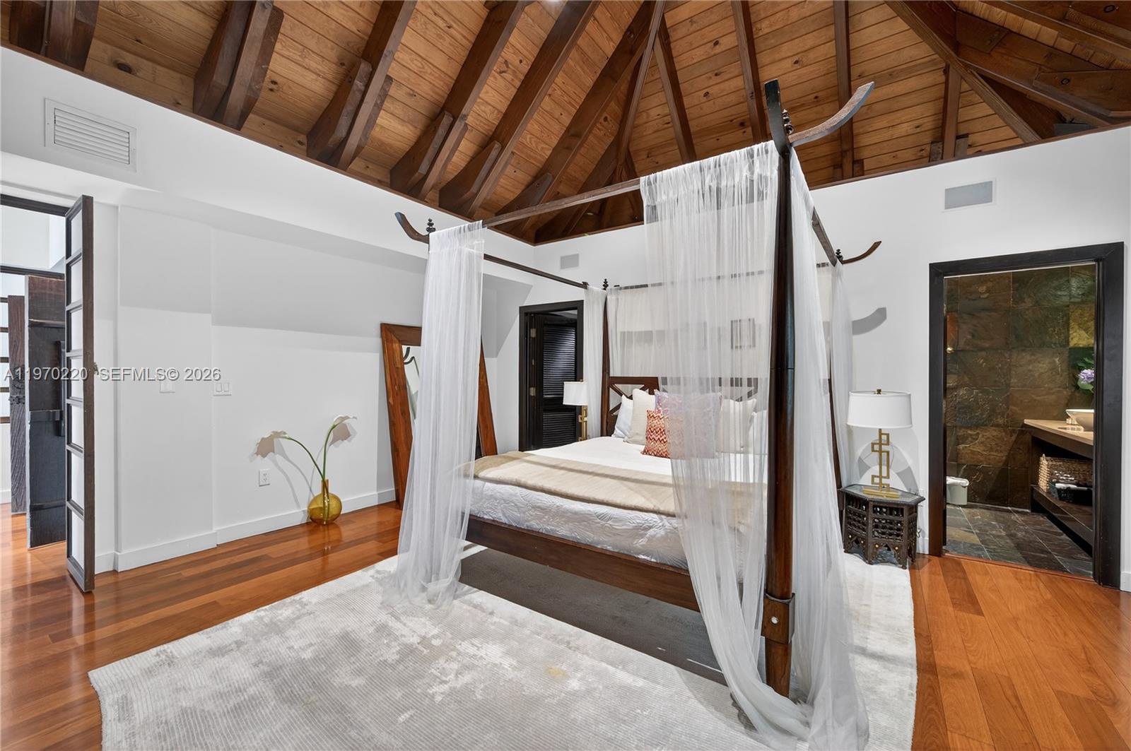14 W San Marino Dr, Miami Beach FL 33139